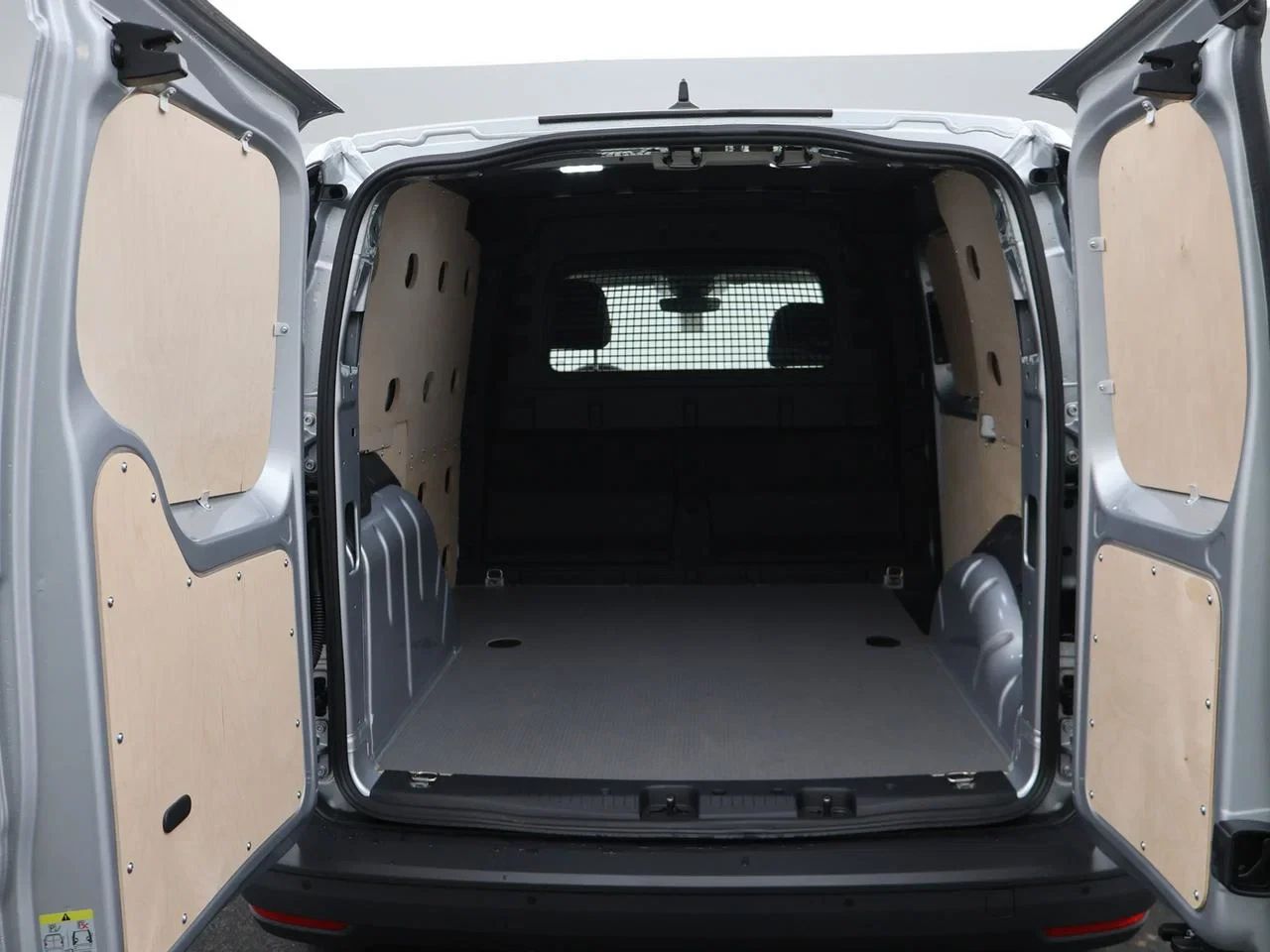 Volkswagen-Caddy-image-6