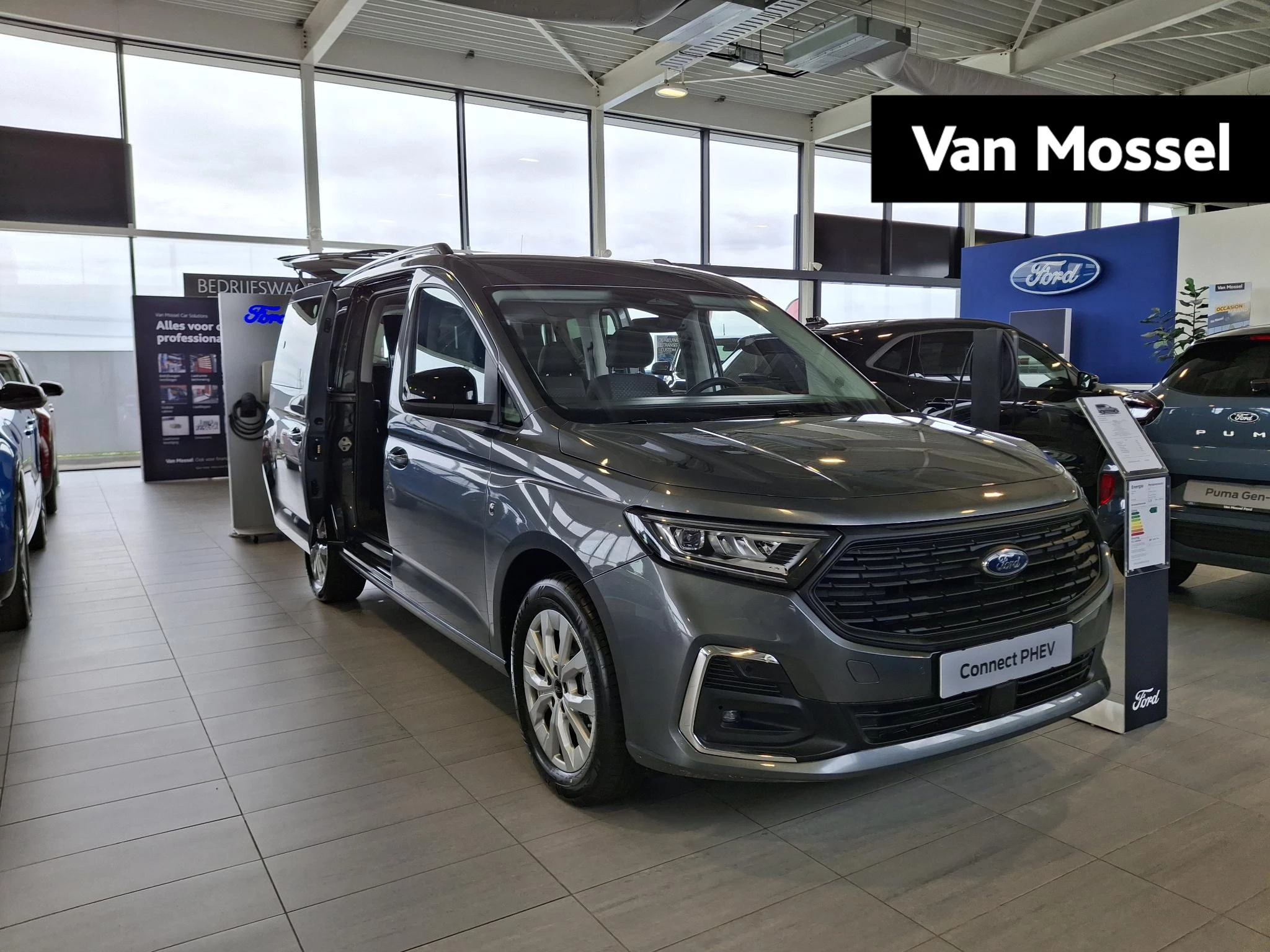 Ford-Transit Connect-image-0