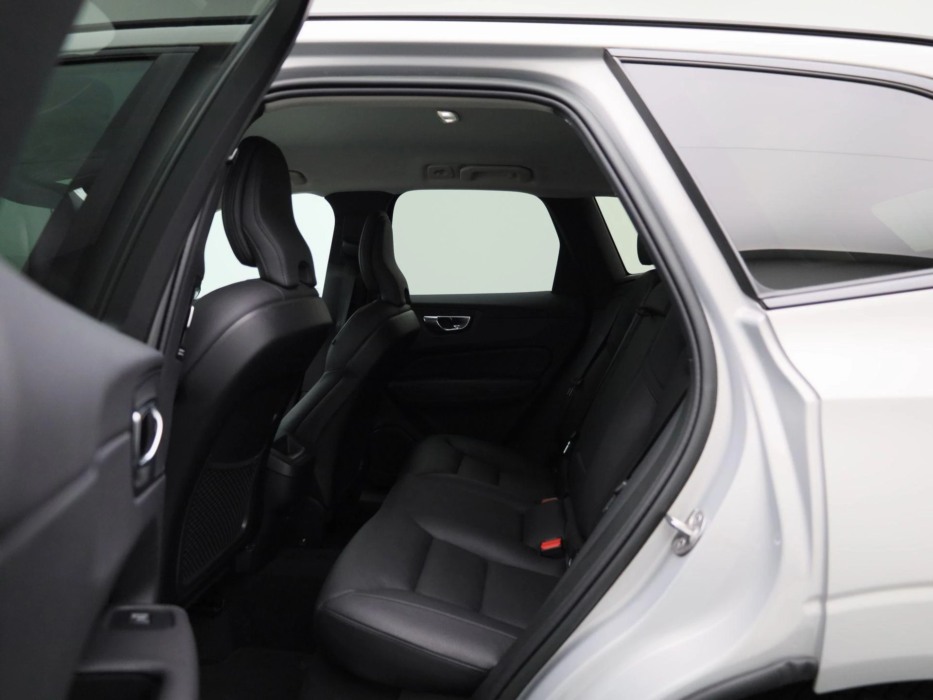 Volvo-XC60-image-11