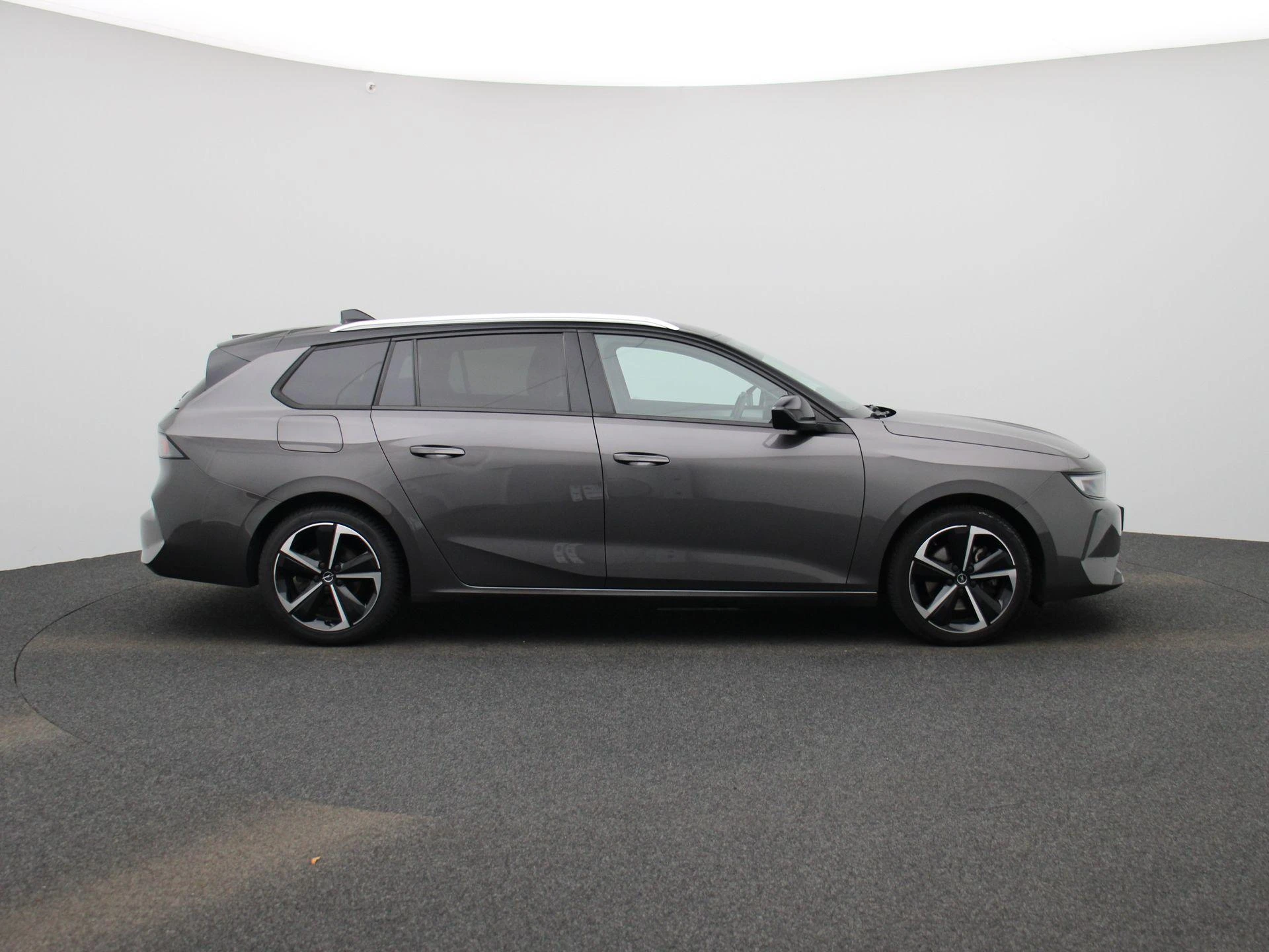 Opel-Astra-image-5