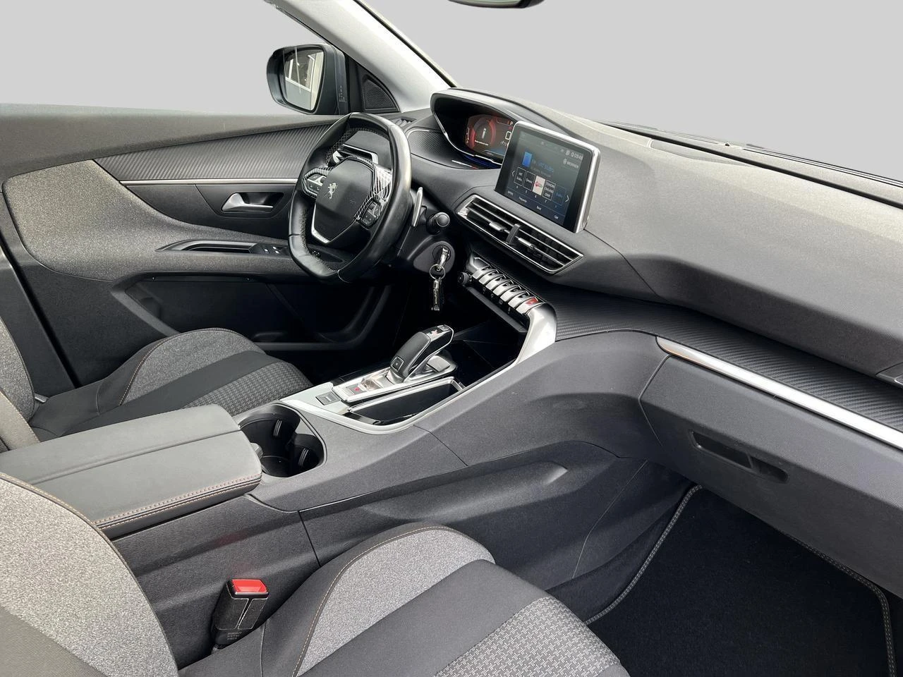 Peugeot-5008-image-23
