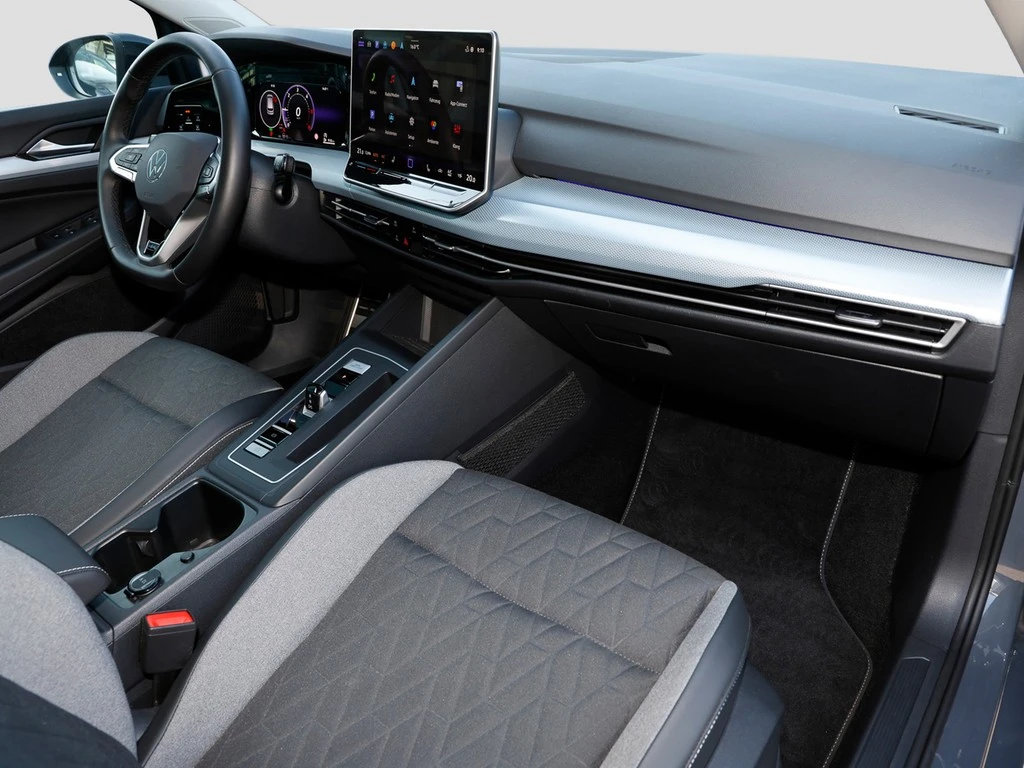 Volkswagen-Golf-image-7