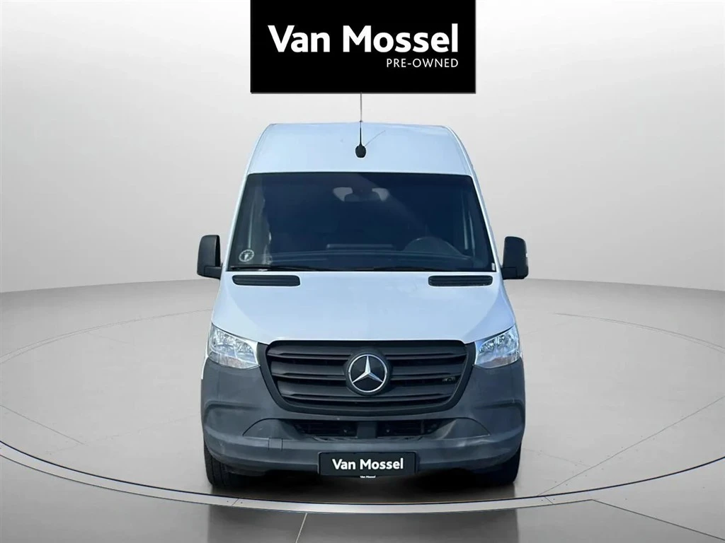 Mercedes-Benz-eSprinter-image-7