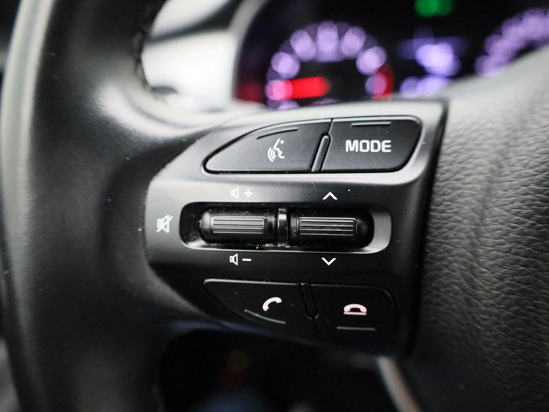 Kia Stonic 1.0 T 100 Pure PDC A | Carplay | DAB