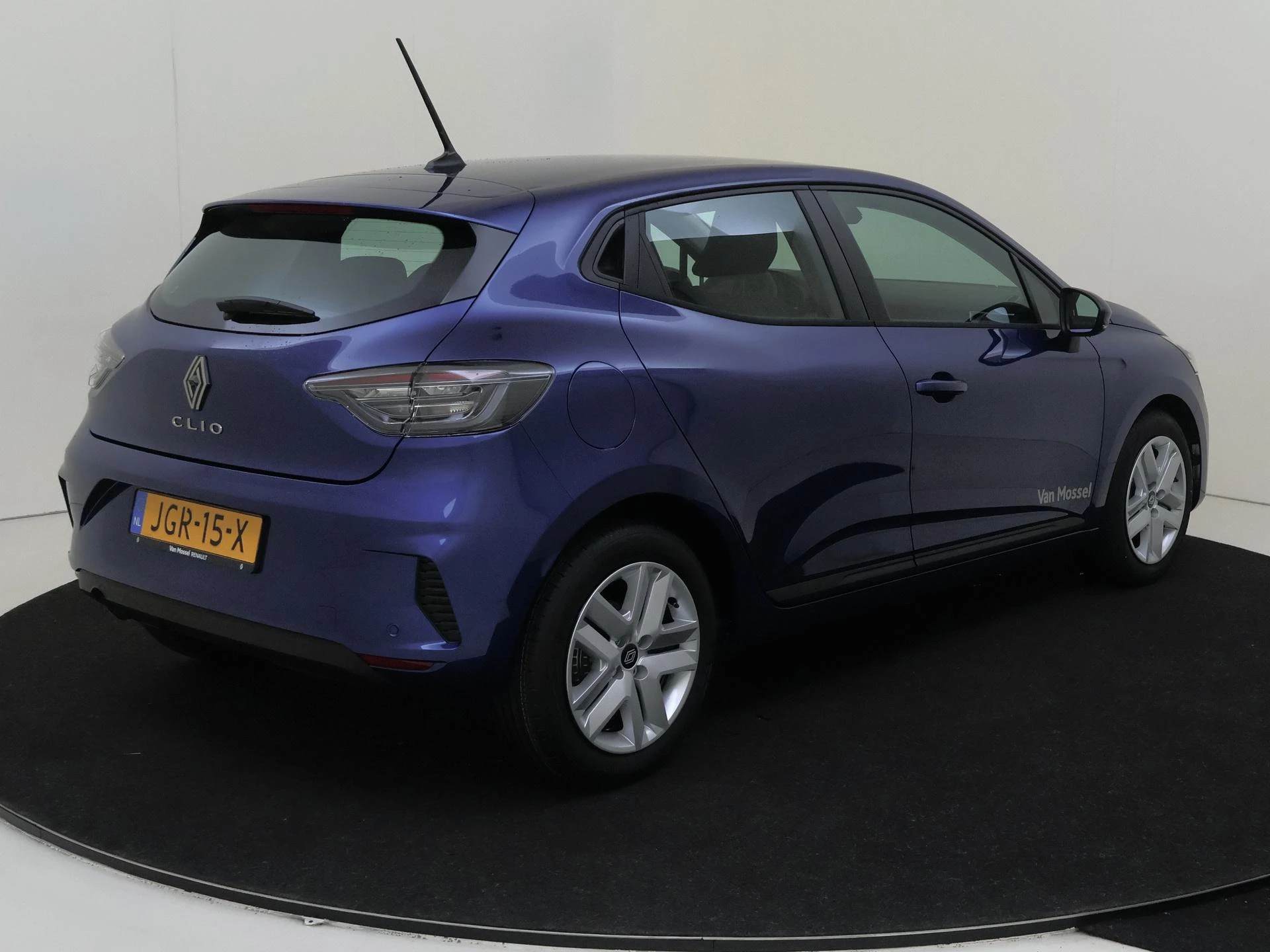 Renault-Clio-image-3