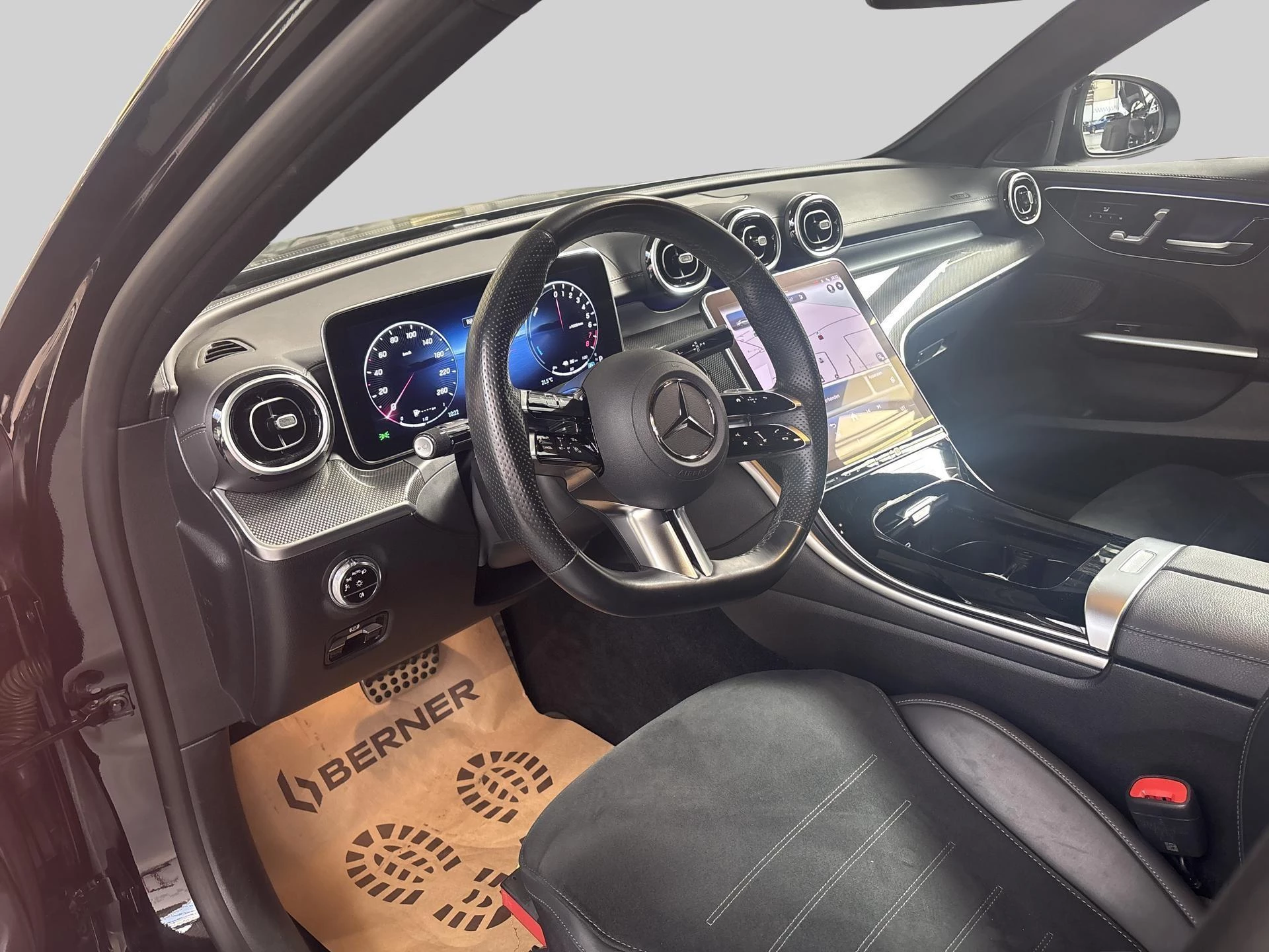 Mercedes-Benz Classe C 300 e AMG Line Berline + CARPLAY + LED + CAMERA + NIGHTPAKKET +