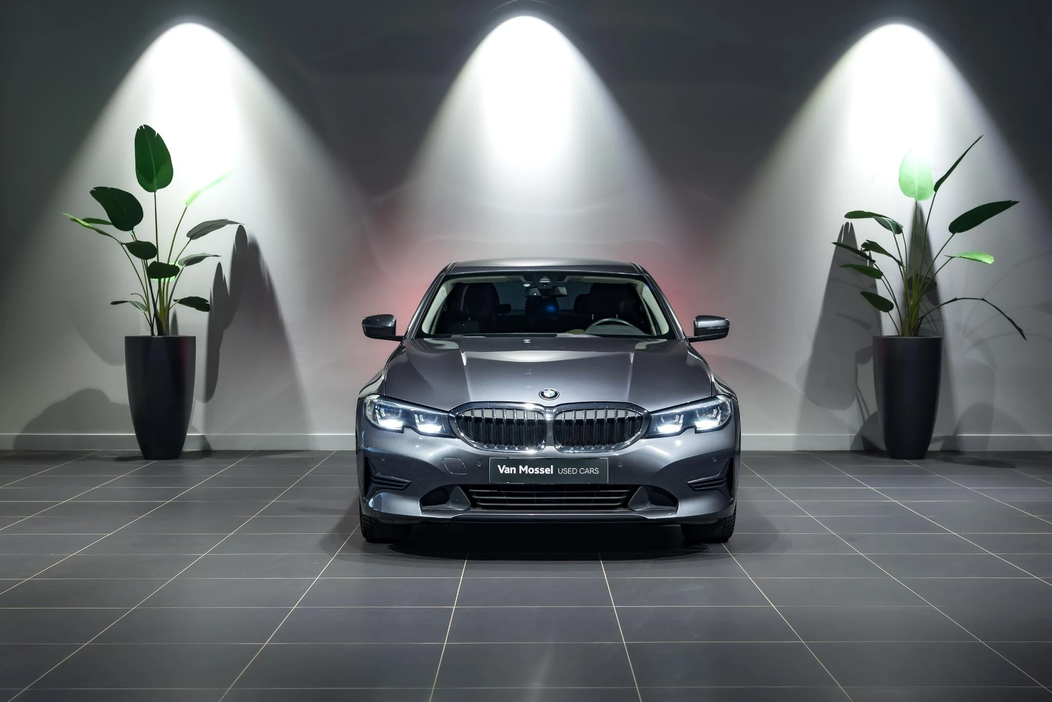 BMW-Série 3-image-1