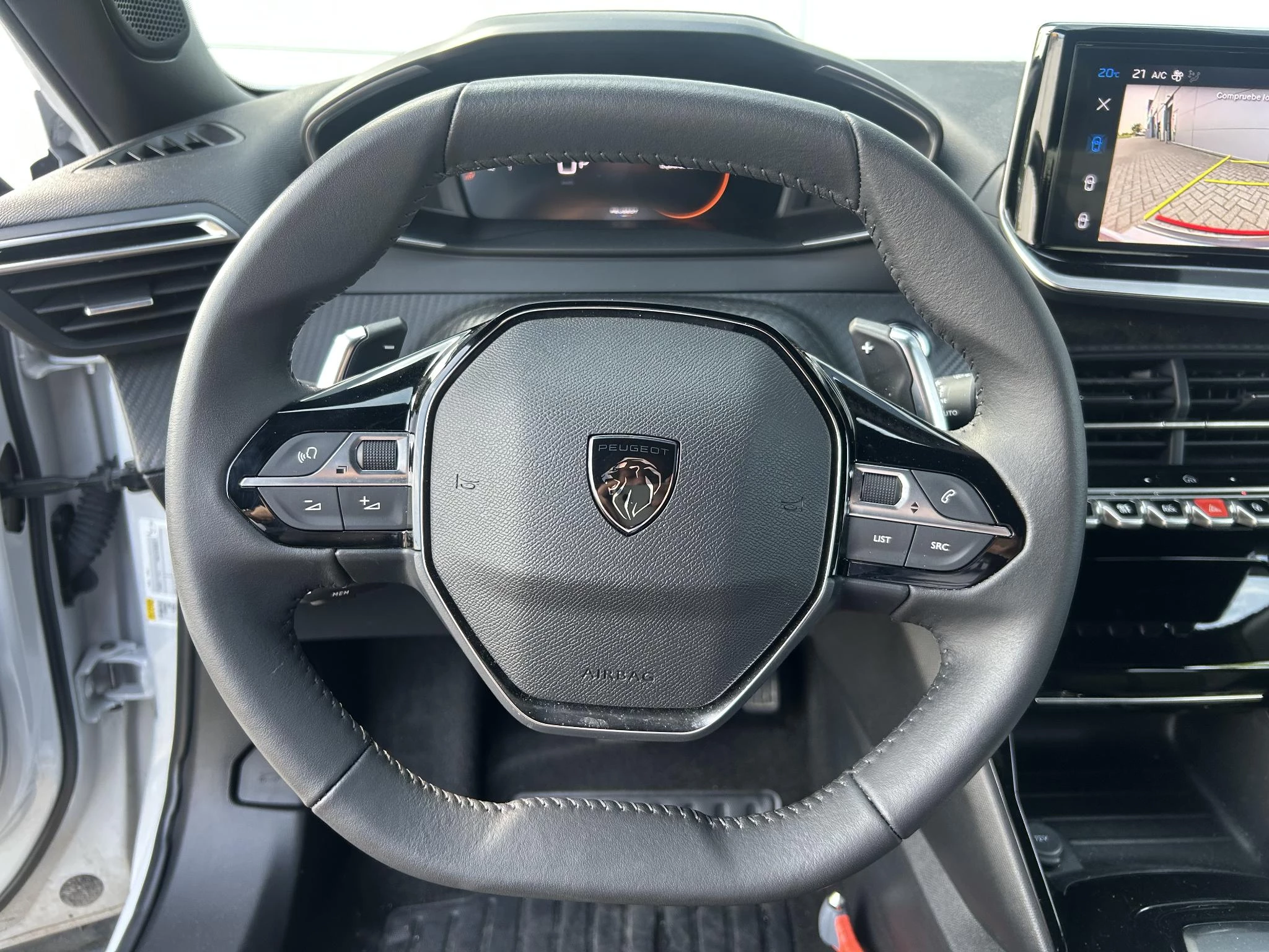 Peugeot 2008 1.2 Hybrid 145 Allure