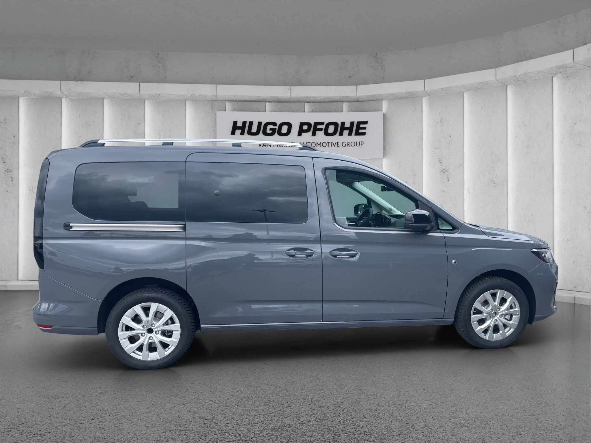 Ford Tourneo Connect Titanium Langer Radstand (L2). Grand 1.5 l EcoBoost PHEV. 6-Gang-Automatikgetriebe.