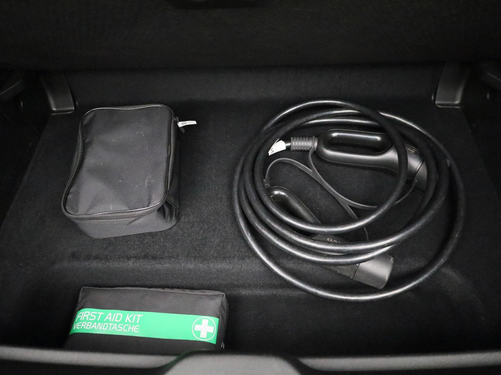Volvo EX30 Single Motor Extended Range Core