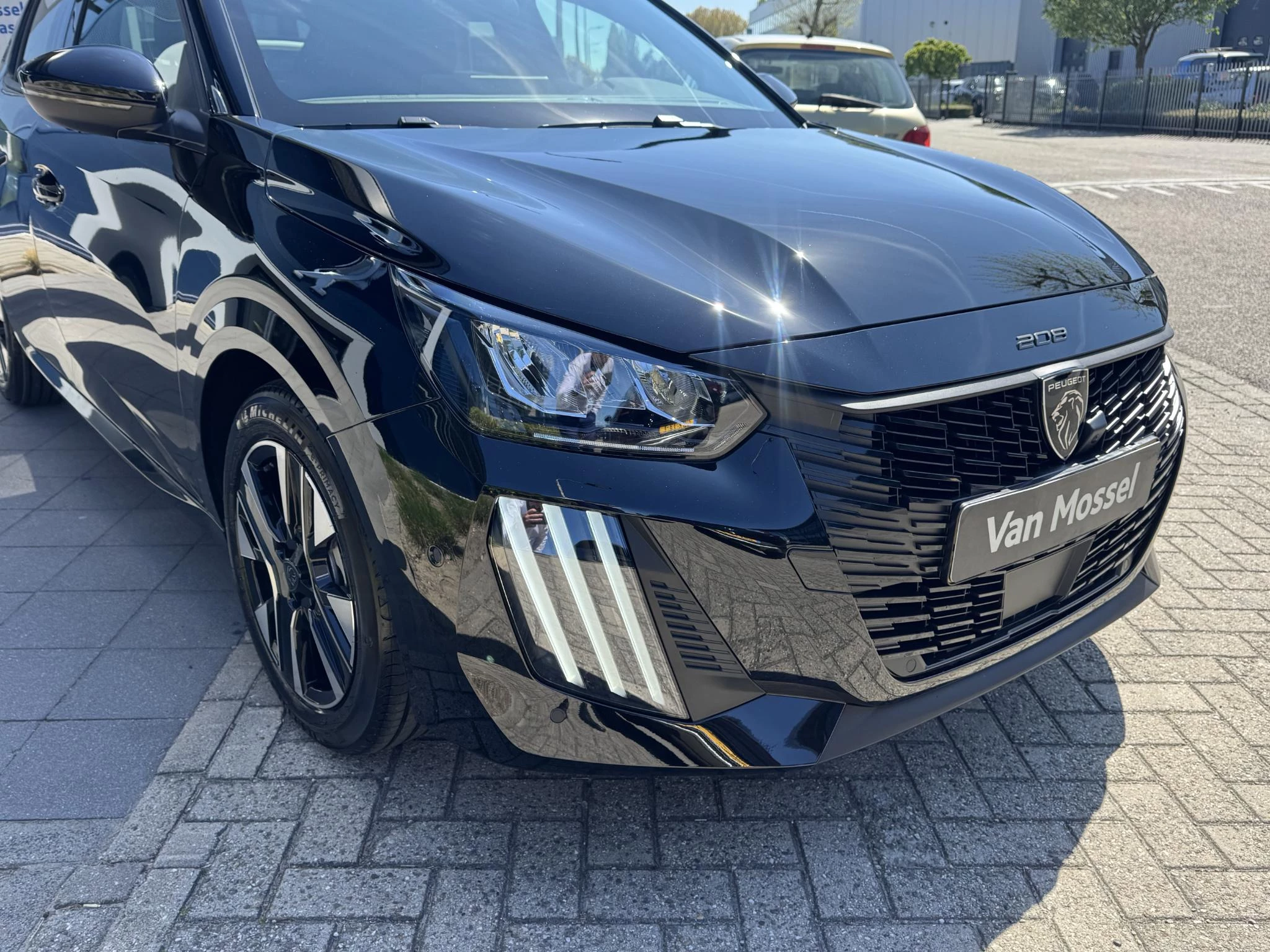 Peugeot-208-image-5