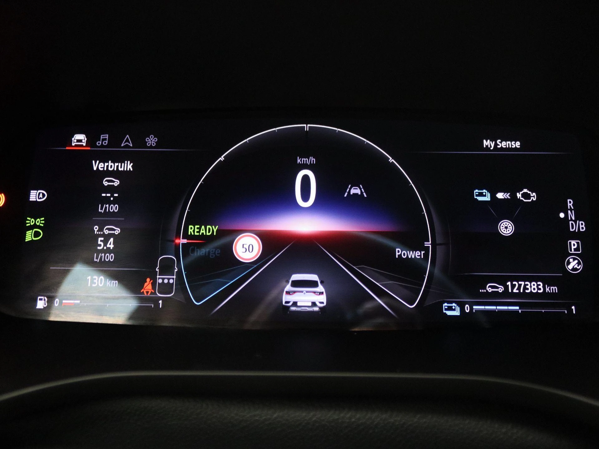 Renault-Arkana-image-8