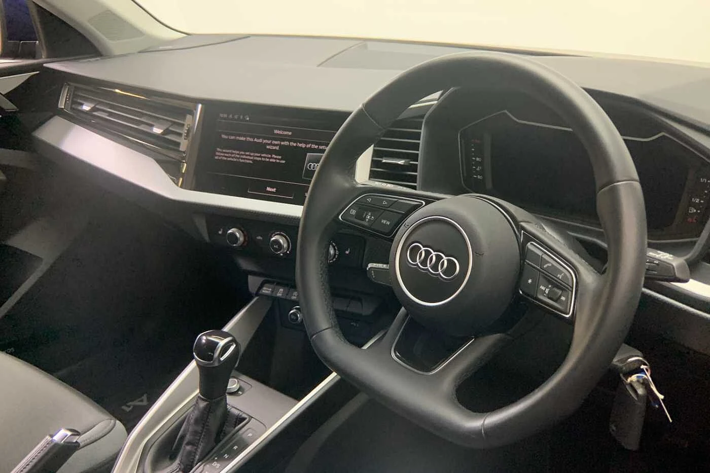 Audi-A1 Sportback-image-5