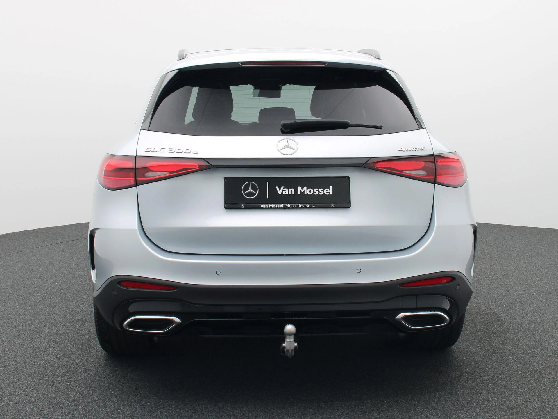 Mercedes-Benz-GLC-image-4