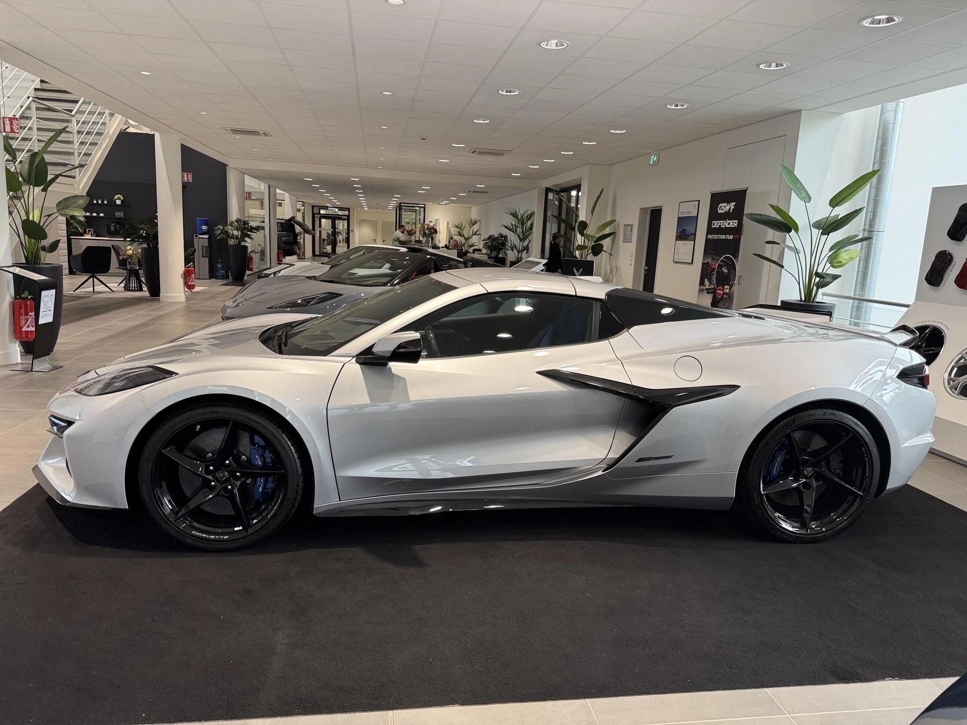 Chevrolet-Corvette-image-22