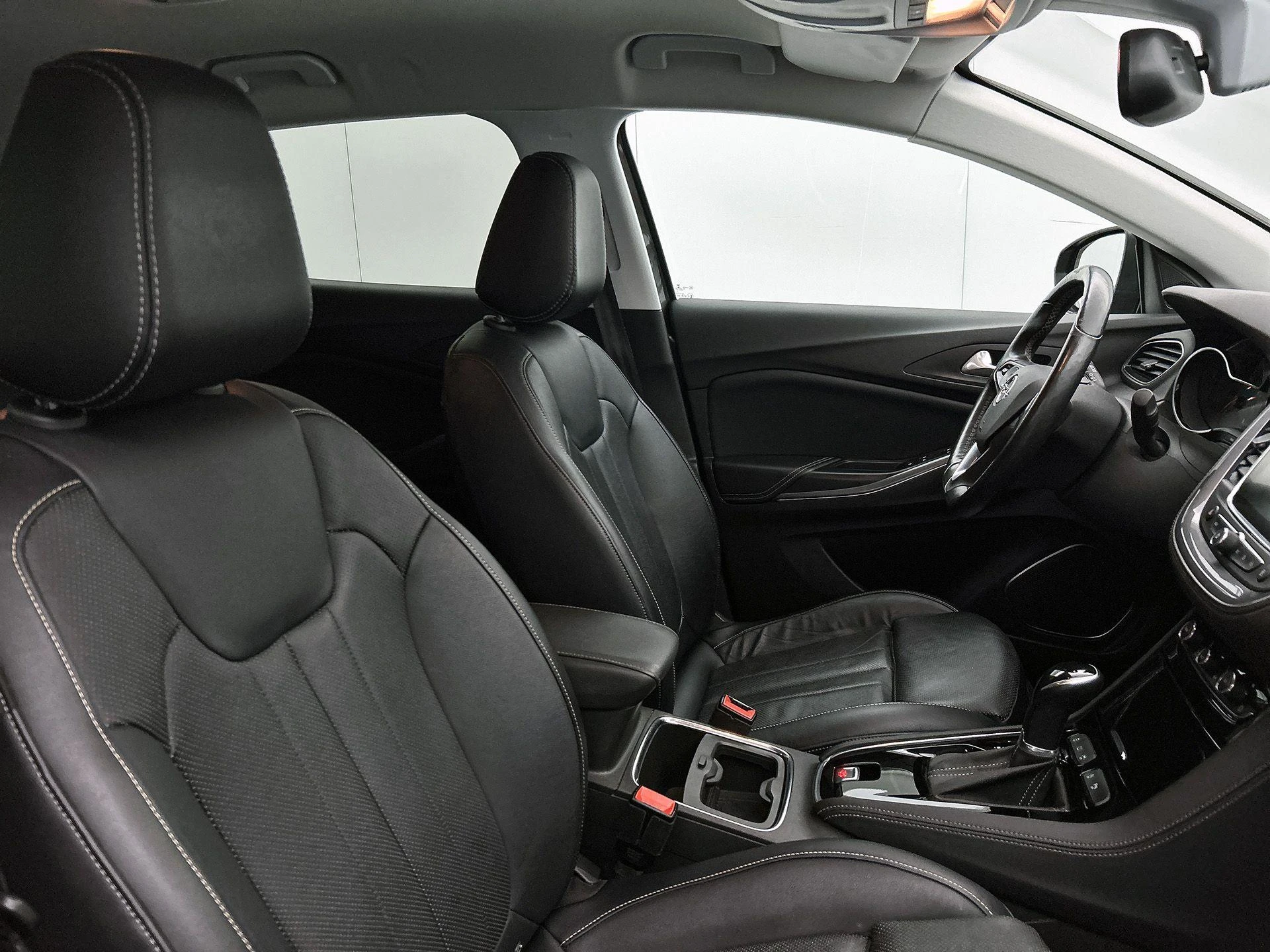 Opel-Grandland X-image-36