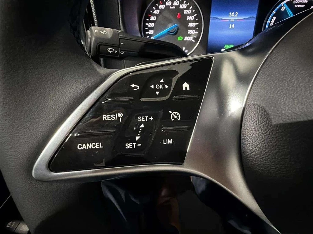 Mercedes-Benz-eVito-image-23