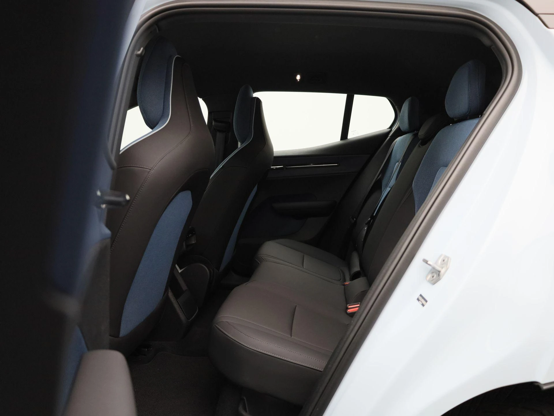 Volvo-EX30-image-10