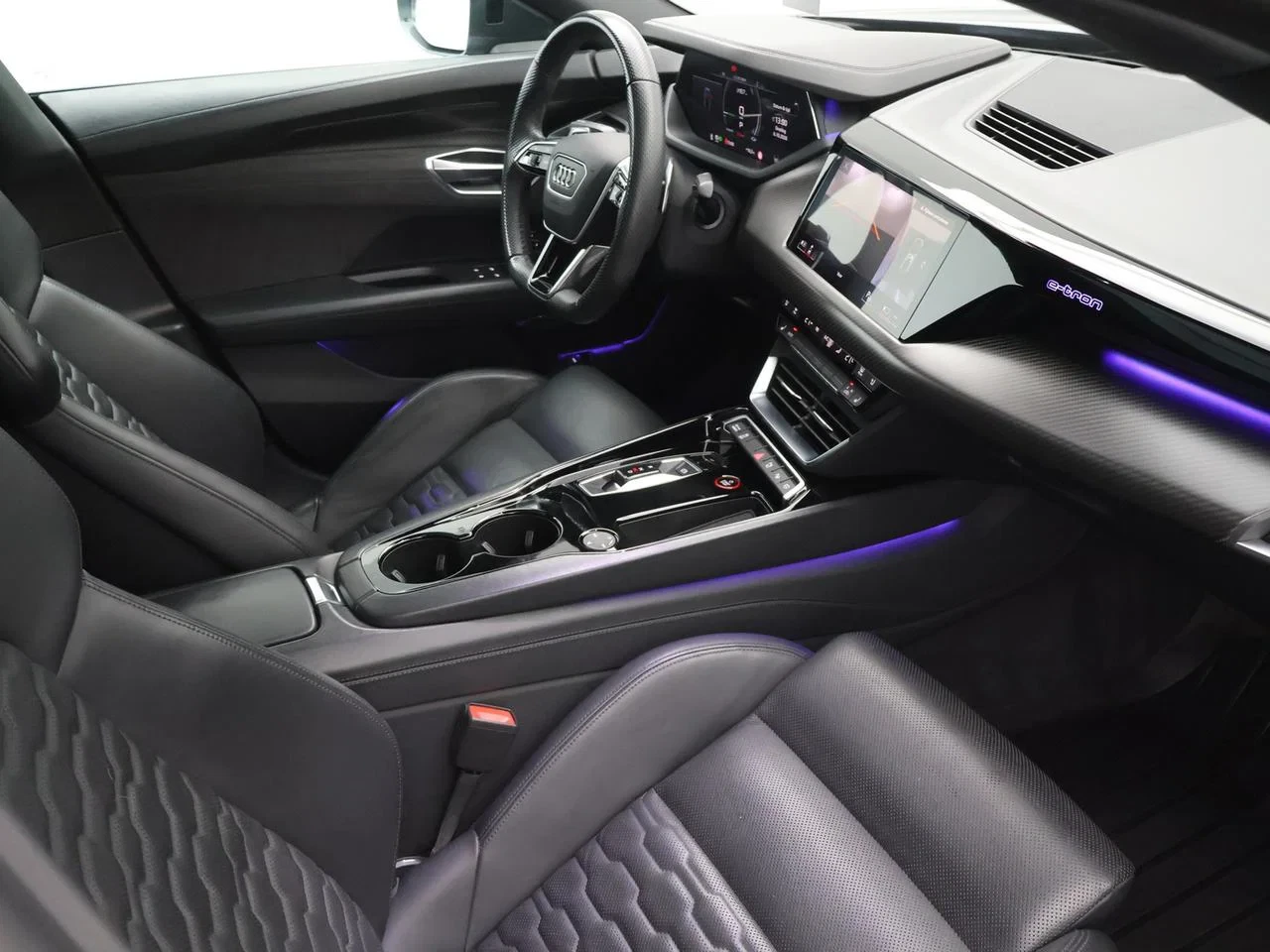 Audi-e-tron GT-image-11