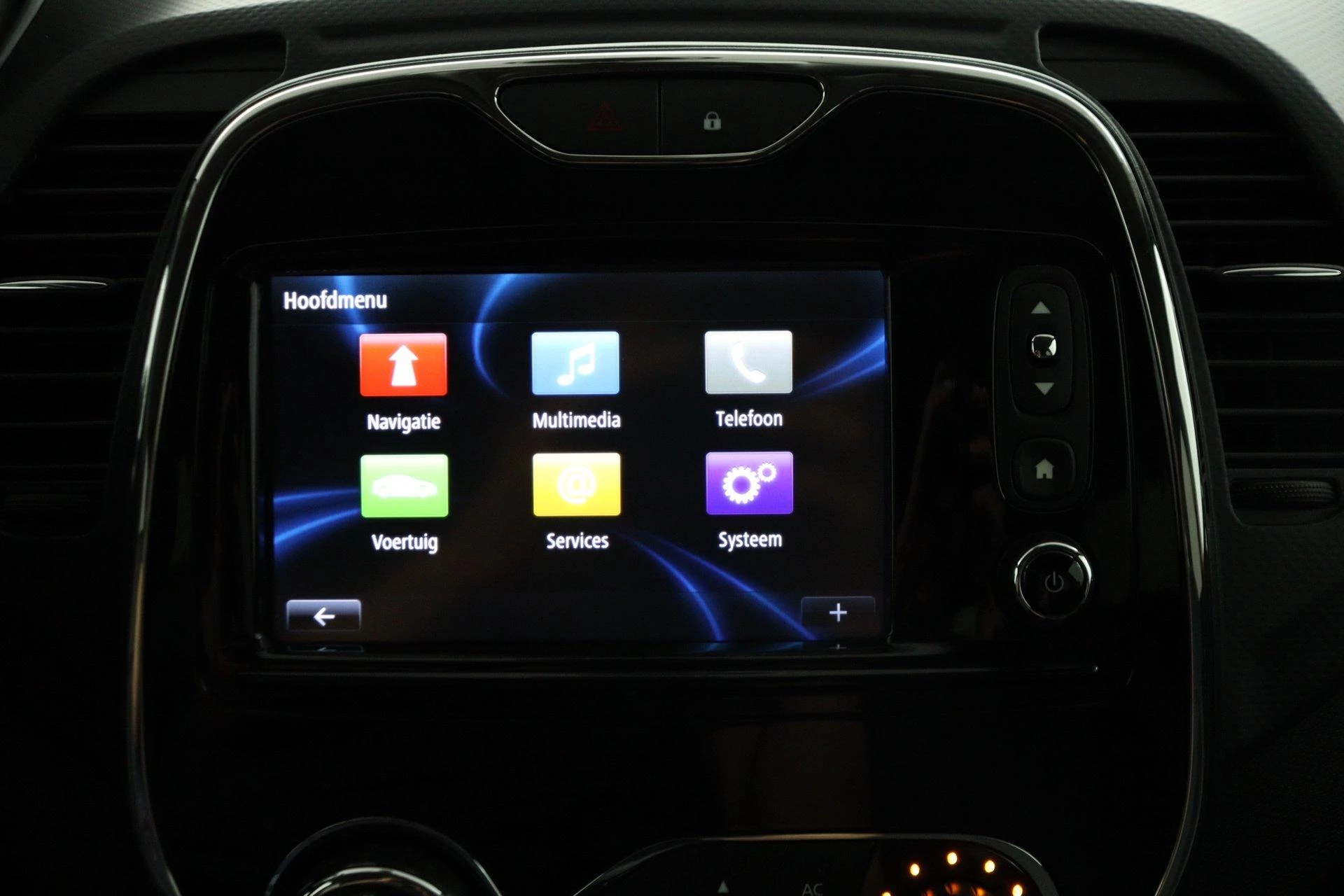 Renault-Captur-image-39