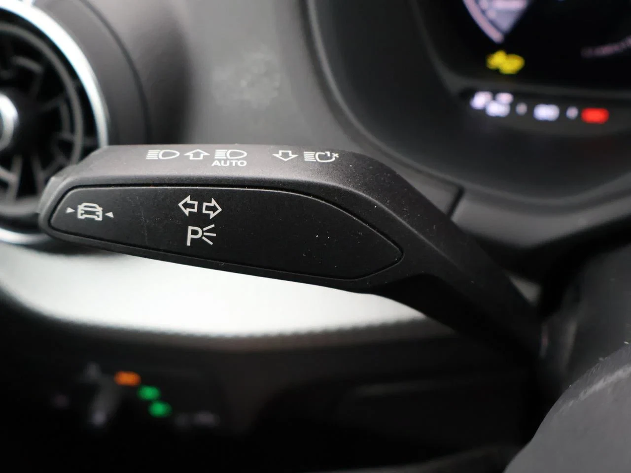 Audi-Q2-image-25