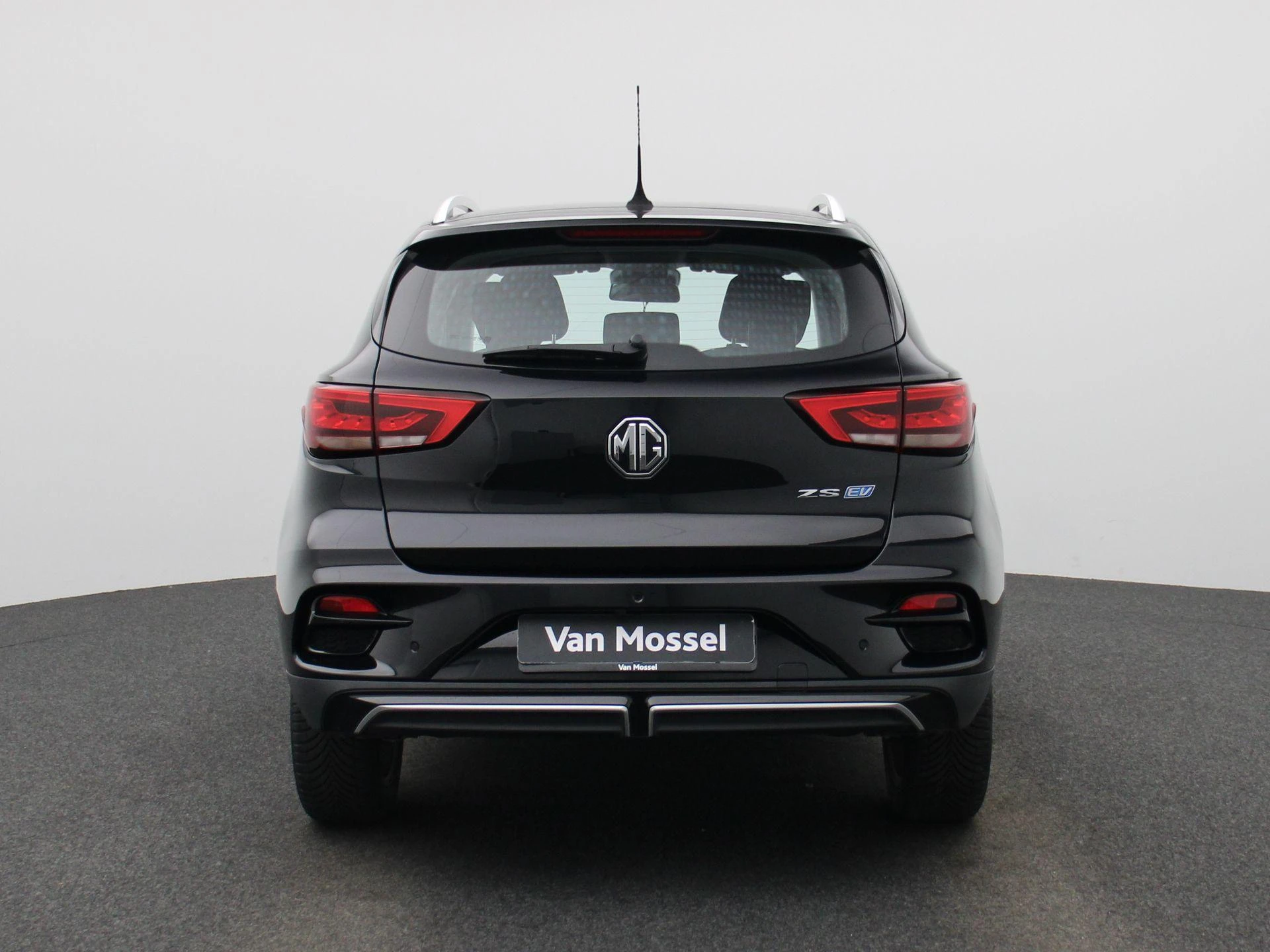 MG-ZS EV-image-5