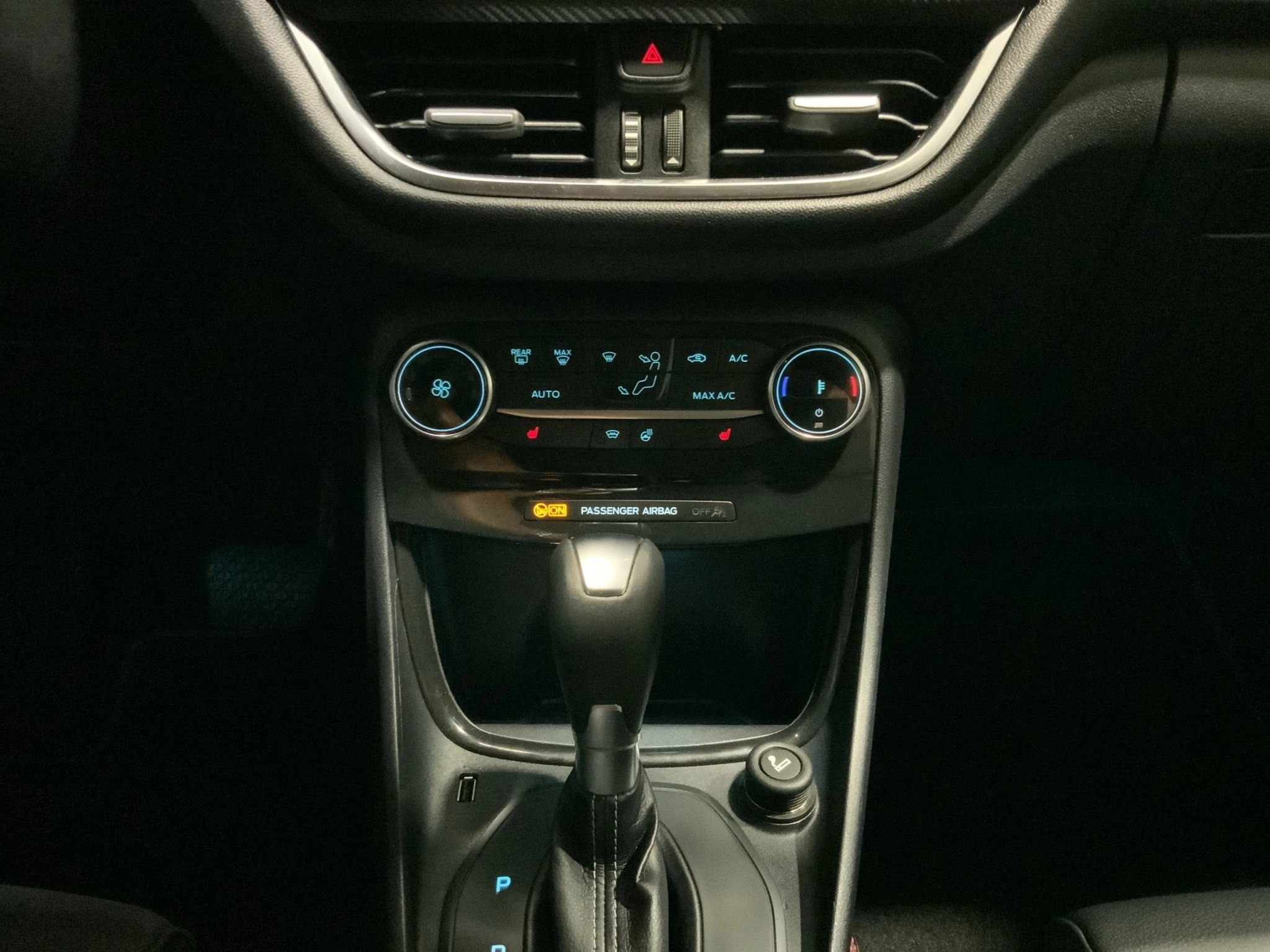 Ford-Puma-image-13