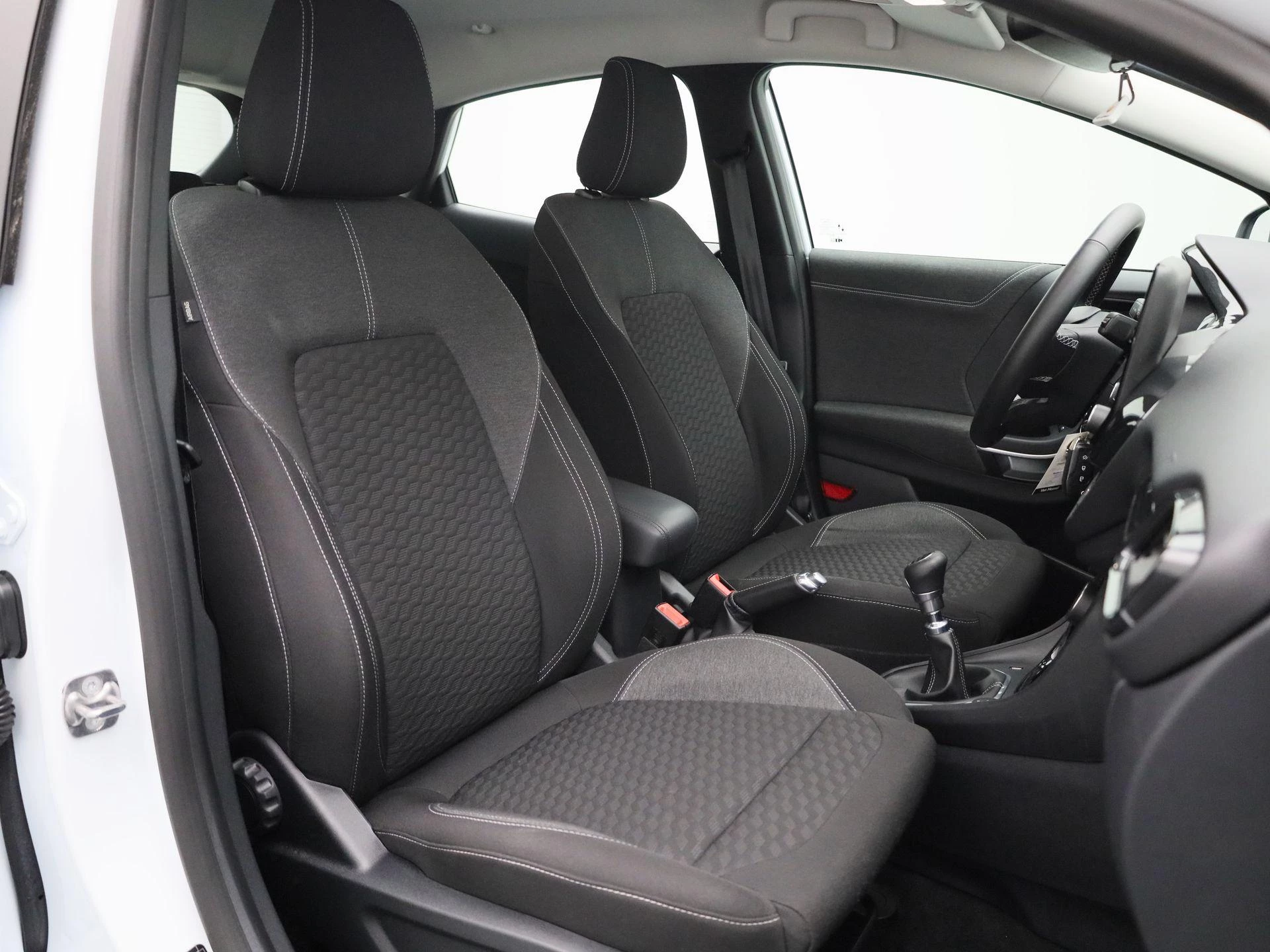 Ford Puma - 36