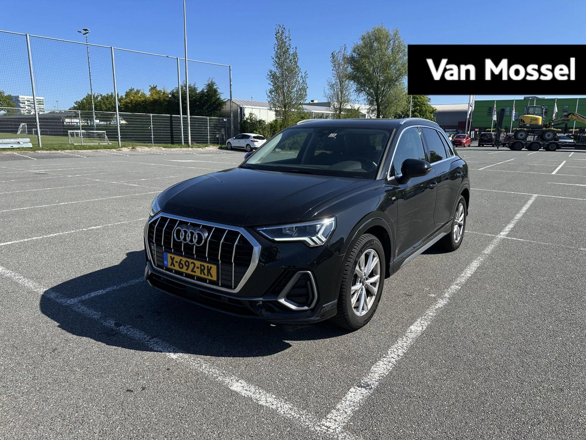 Audi-Q3-image-0