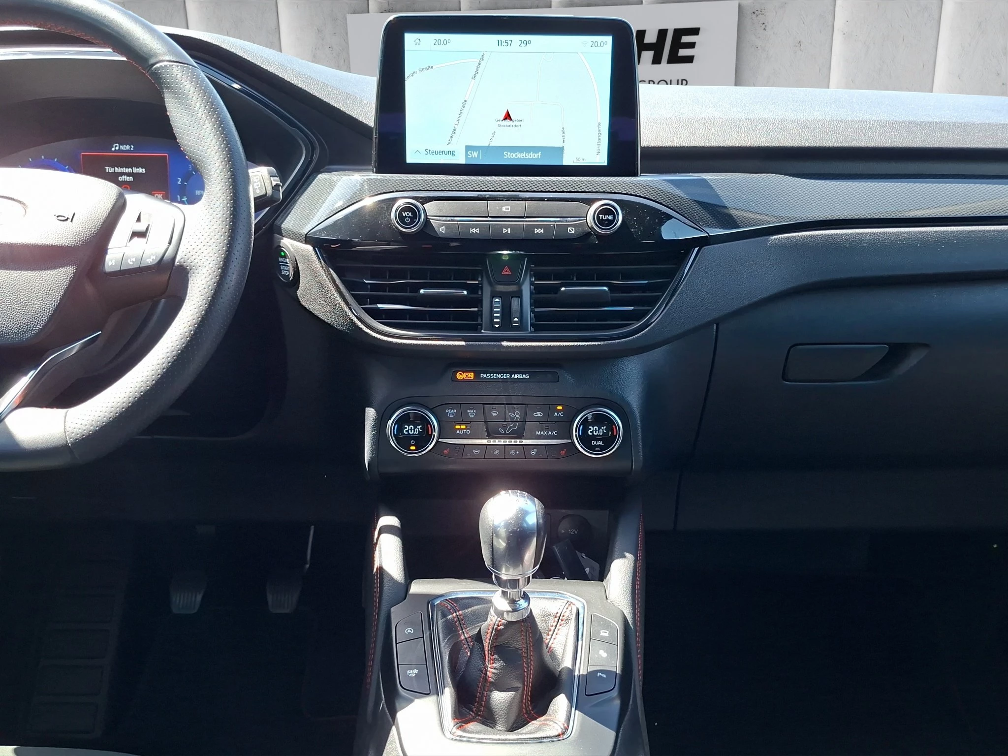 Ford Kuga ST-Line X 1.5 EB LED | ACC | GJR | RFK | SHZ | PDC | LMF | Navi