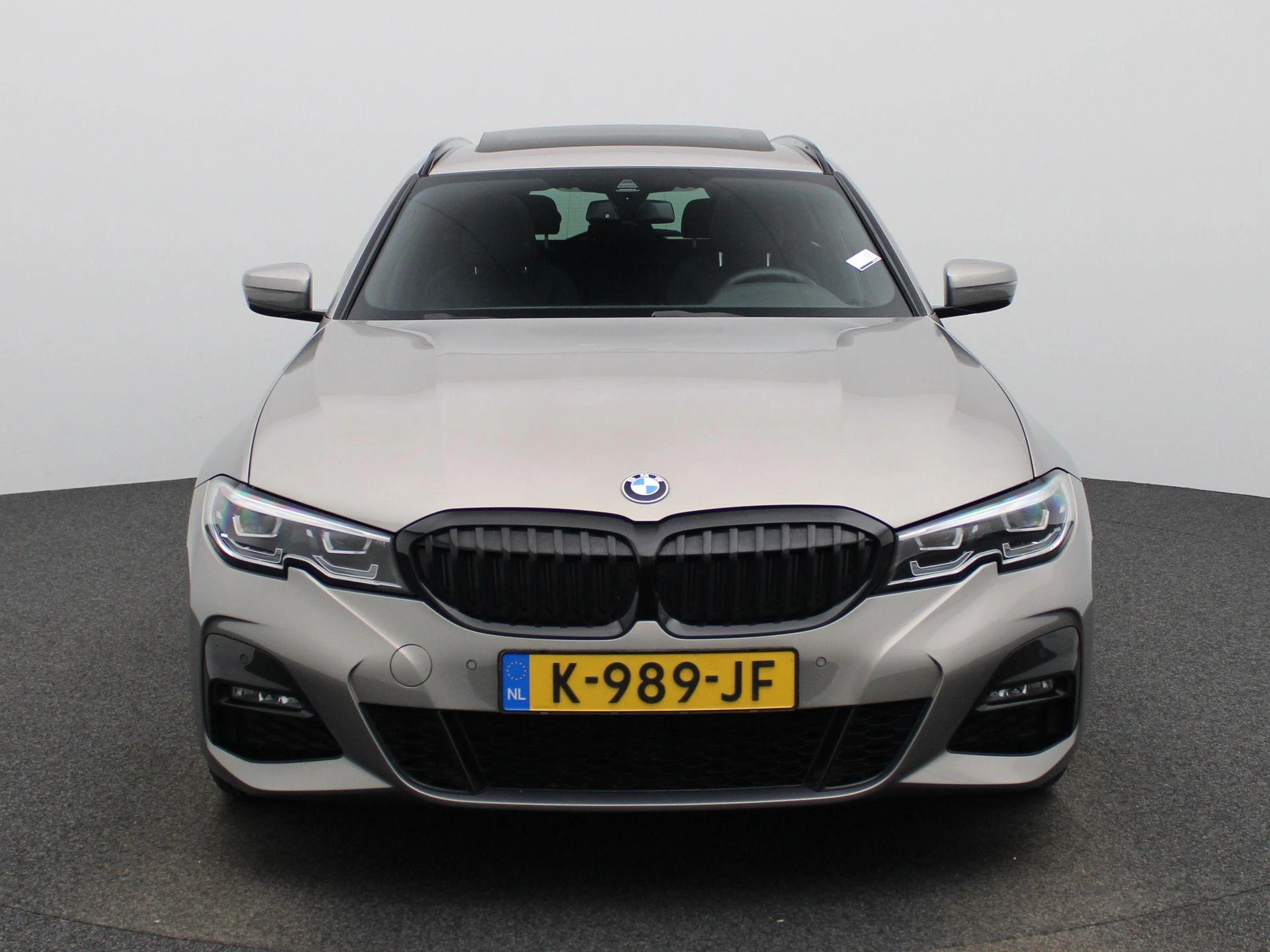 BMW-3 Serie-image-3