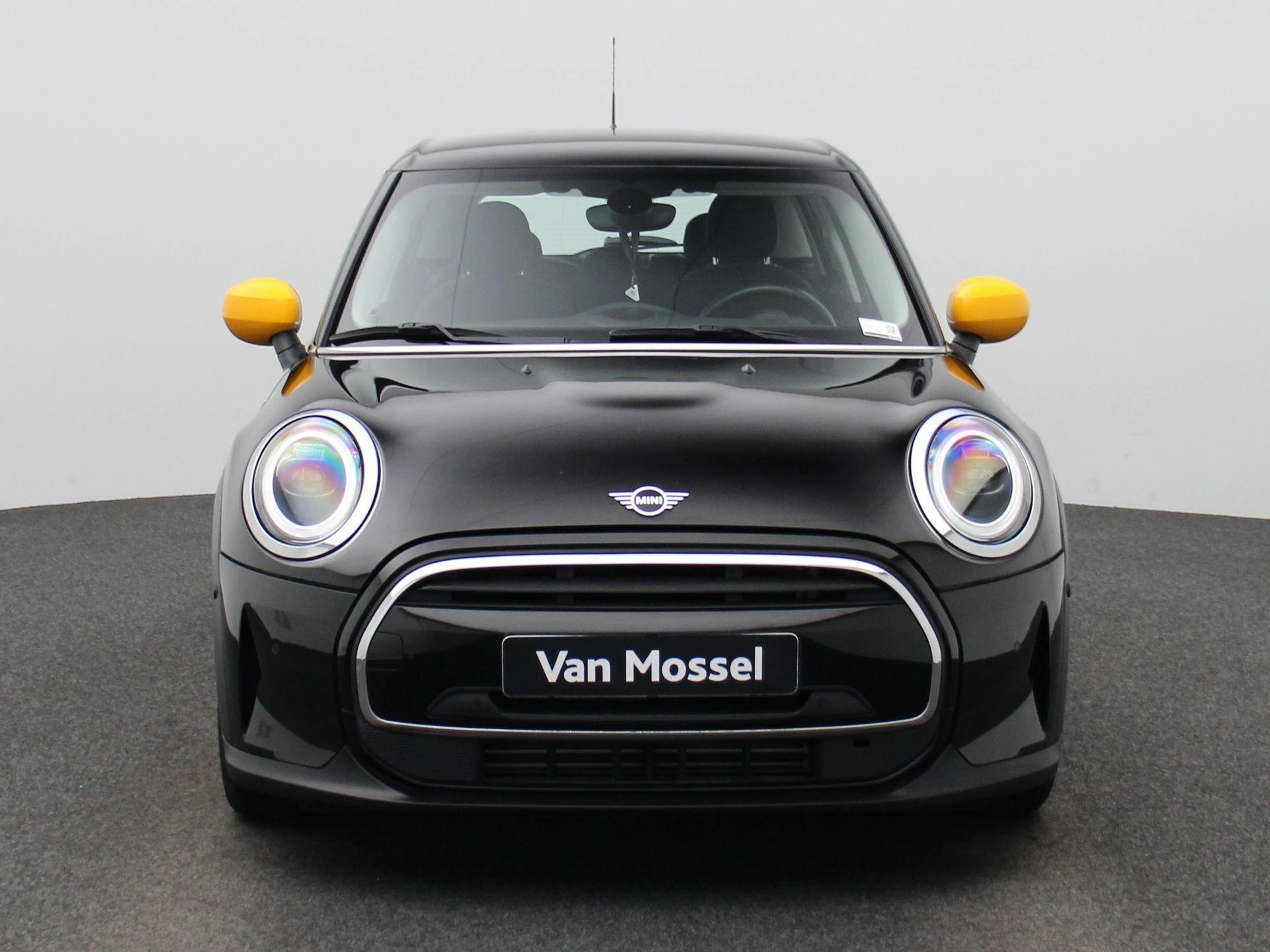 MINI-One-image-2