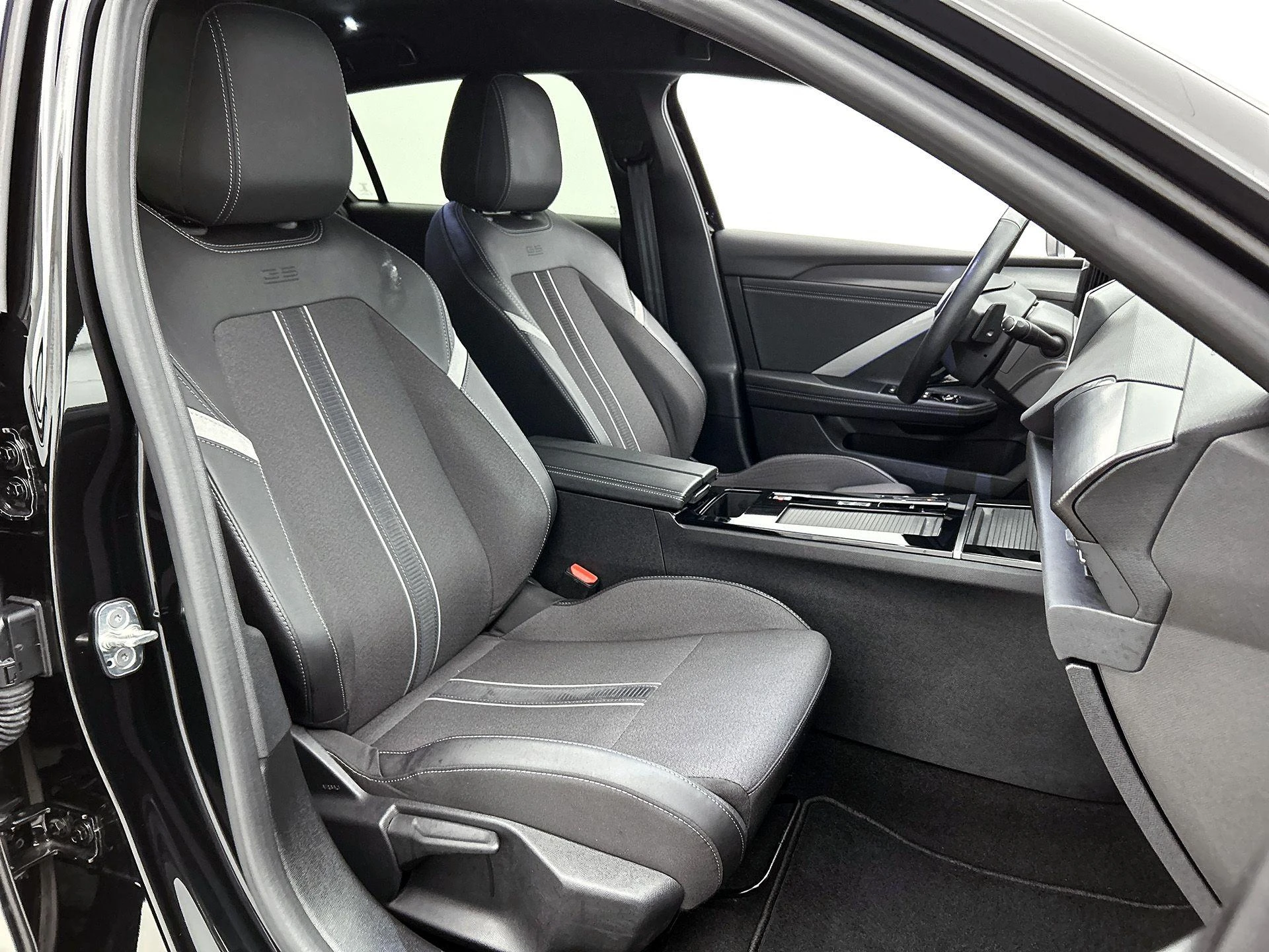 Opel-Astra-image-39