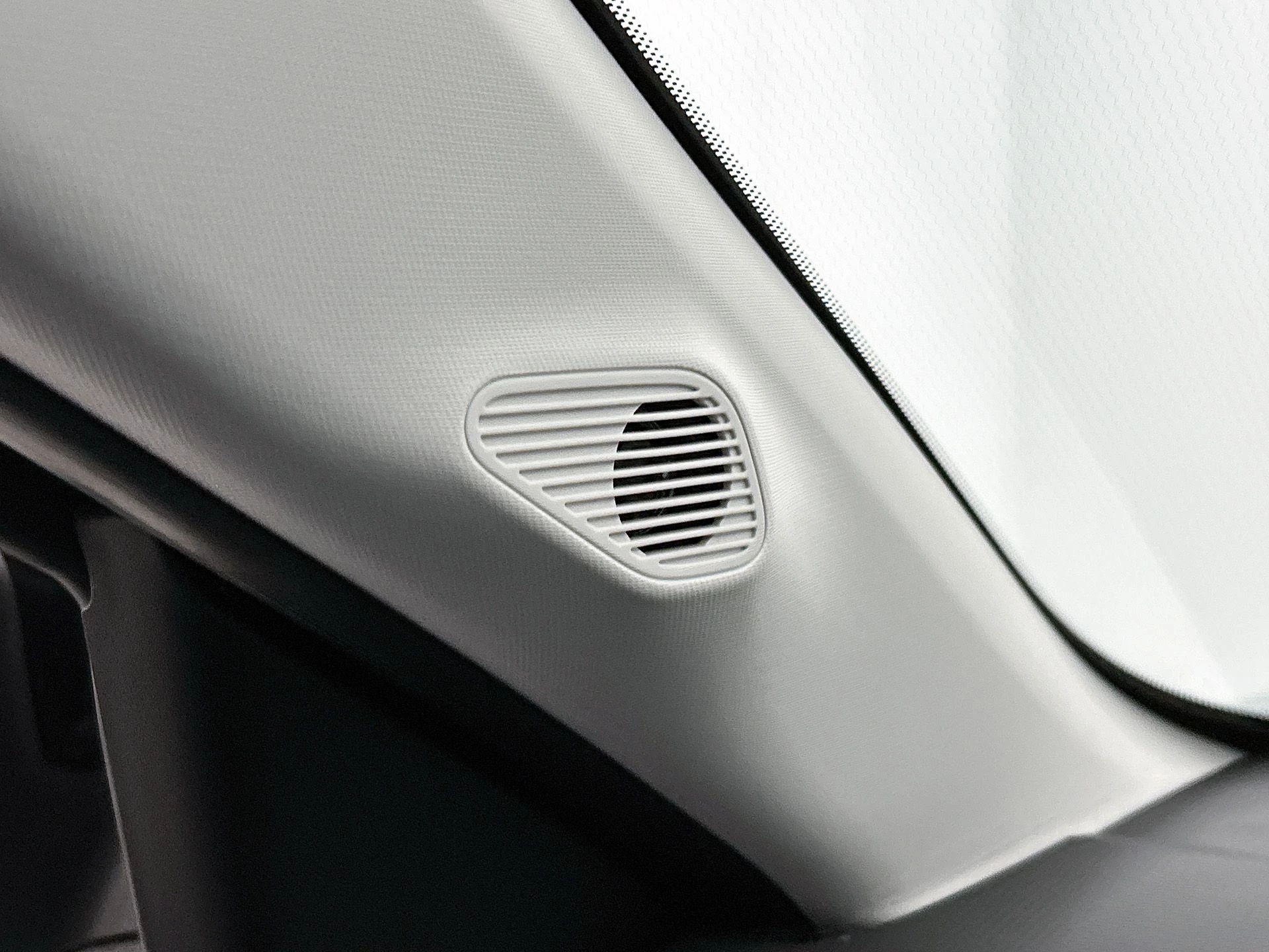Opel-Frontera-image-8