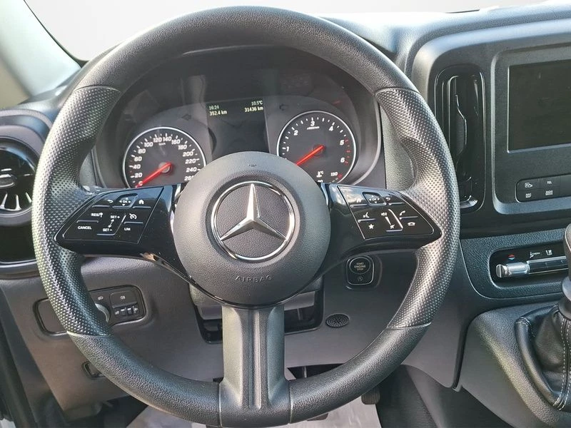 Mercedes-Benz Vito 116 NEUES MODELL AHK NAVI KAMERA TEMPOMAT