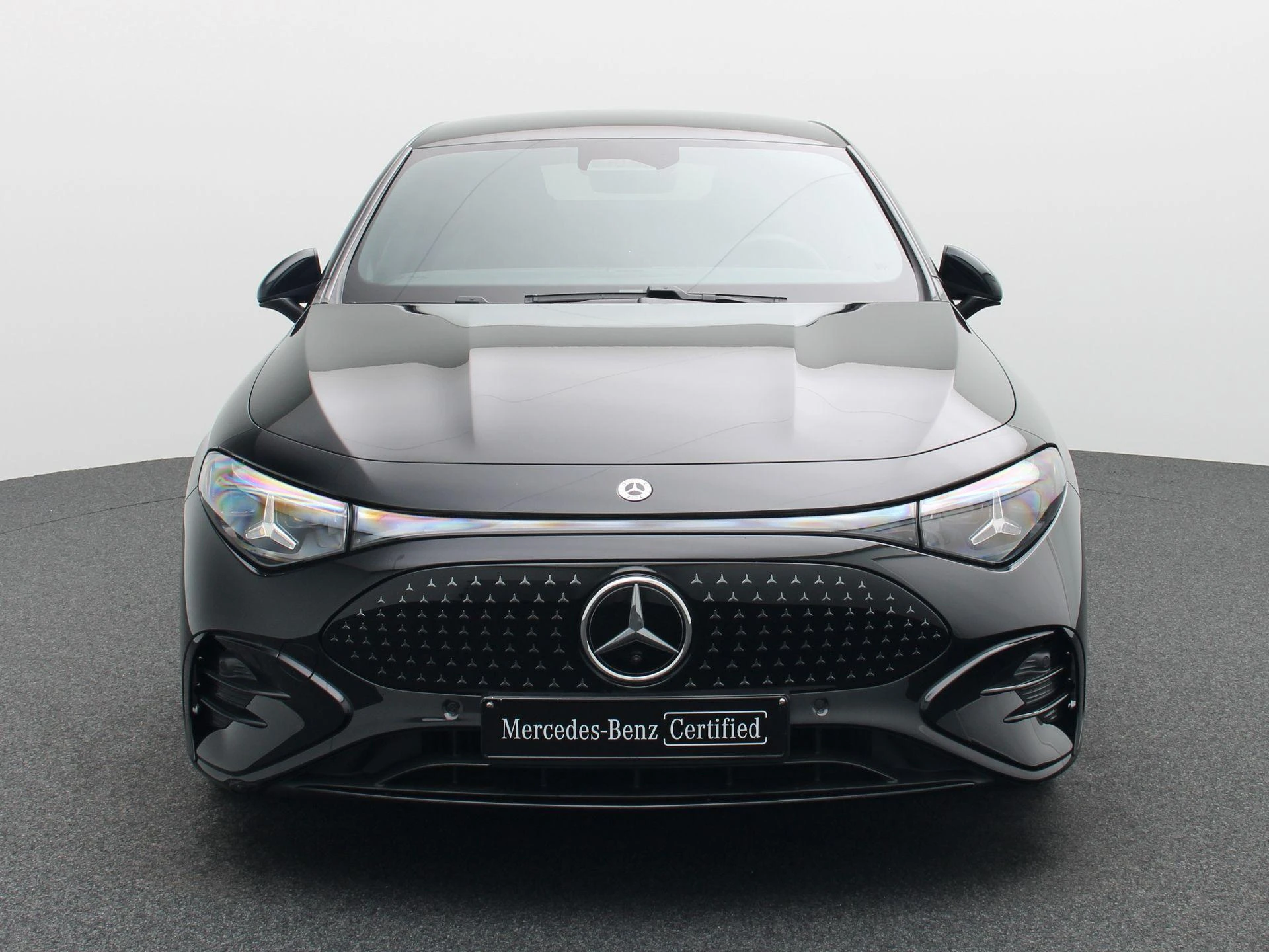 Mercedes-Benz-CLA-image-2