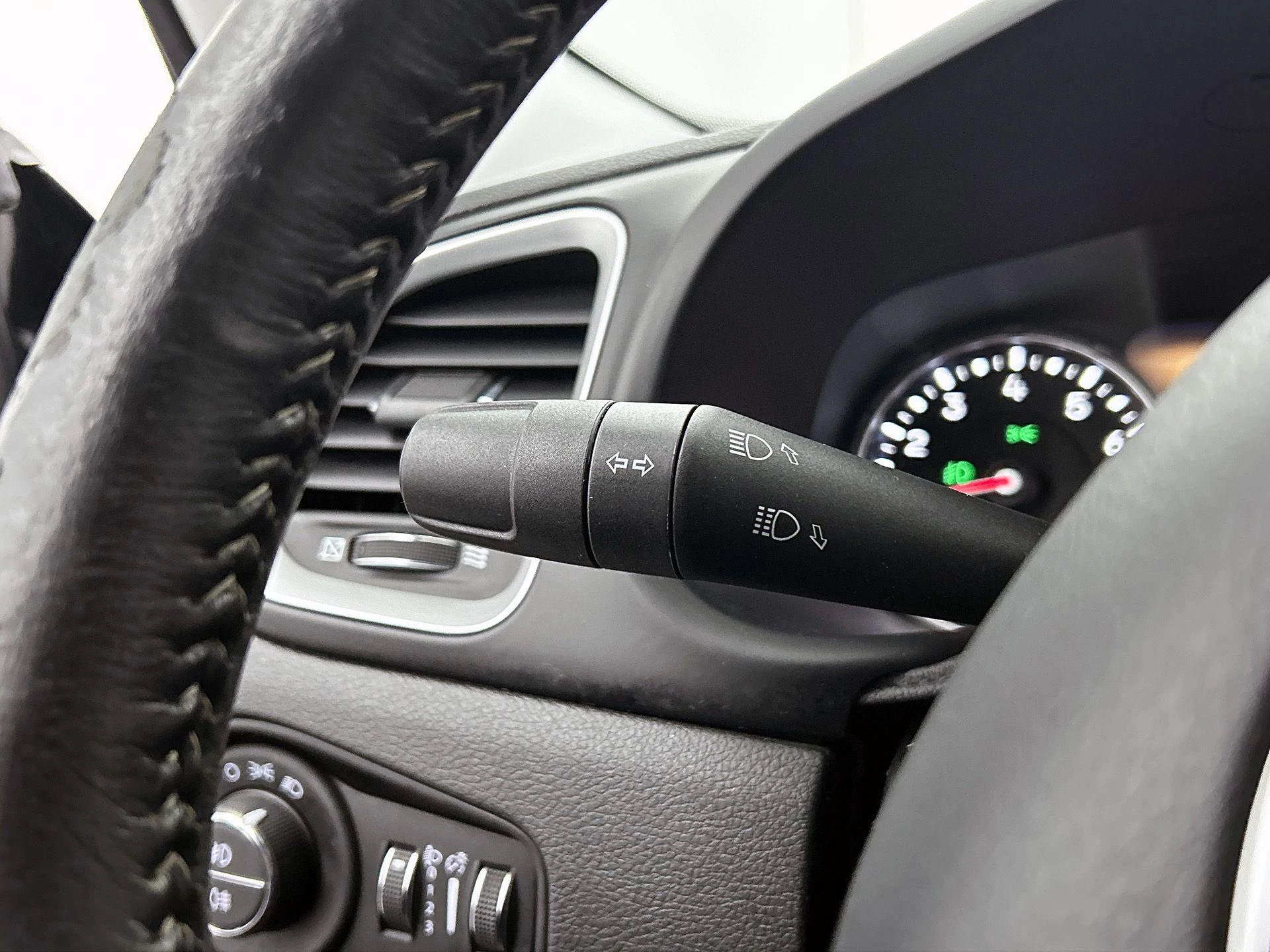 Jeep-Renegade-image-26