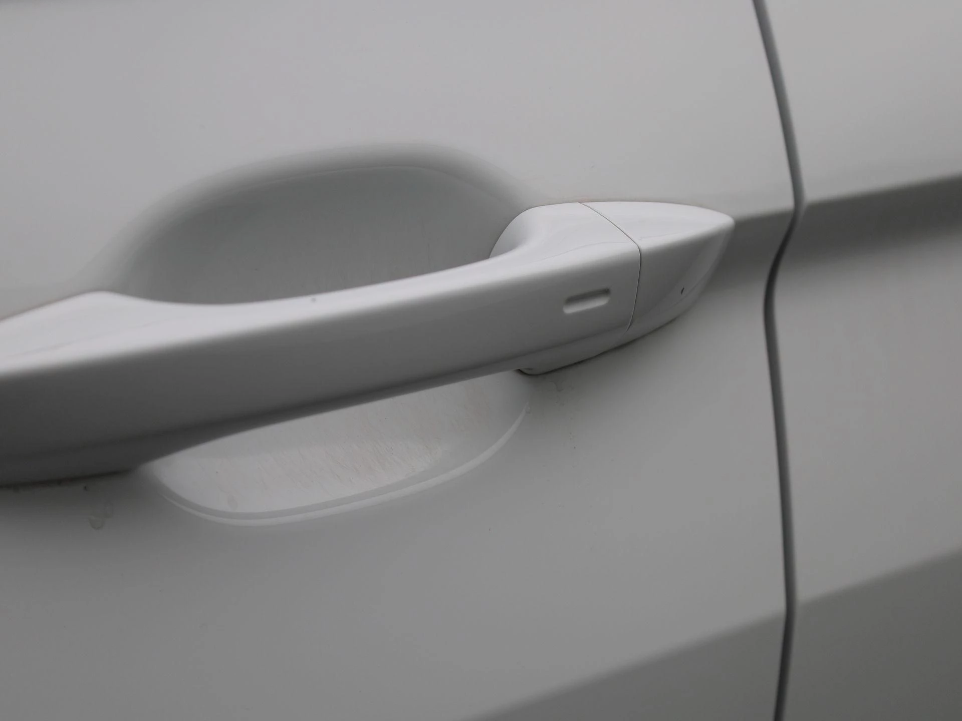 Volkswagen-Tiguan-image-19