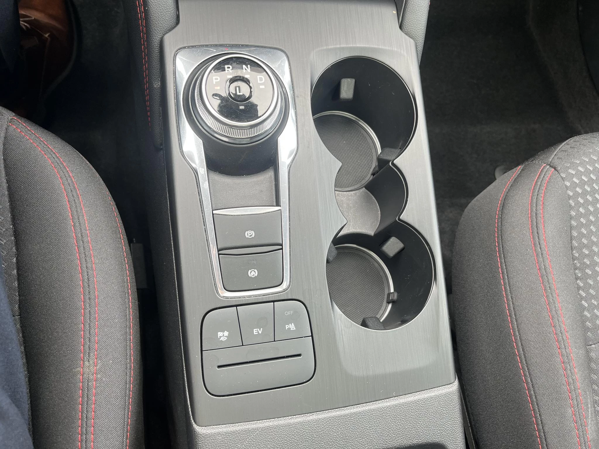 Ford Kuga 2.5 PHEV ST-Line