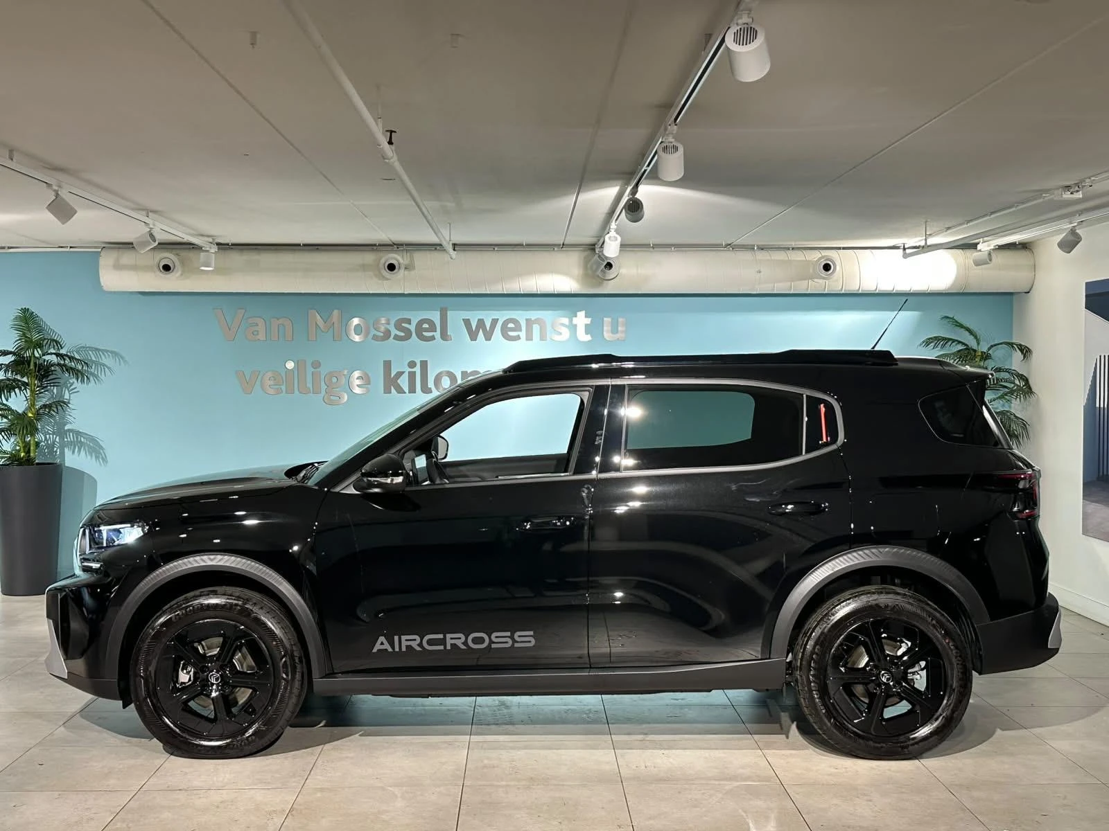 Citroën-ë-C3 Aircross-image-2