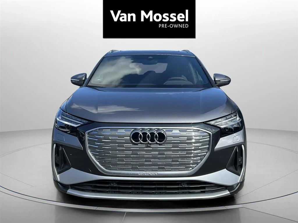 Audi-Q4 e-tron-image-1