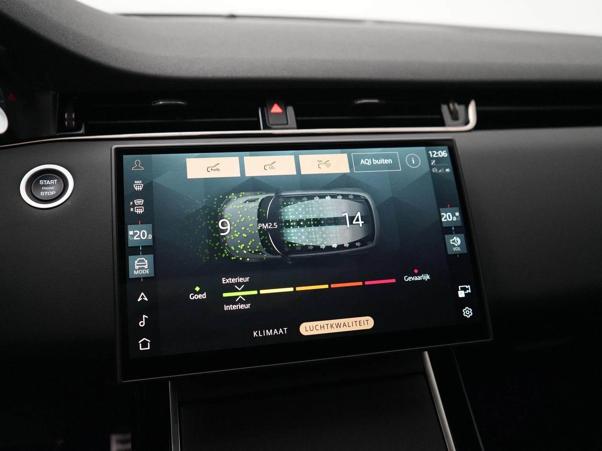 Land Rover-Range Rover Evoque-image-27