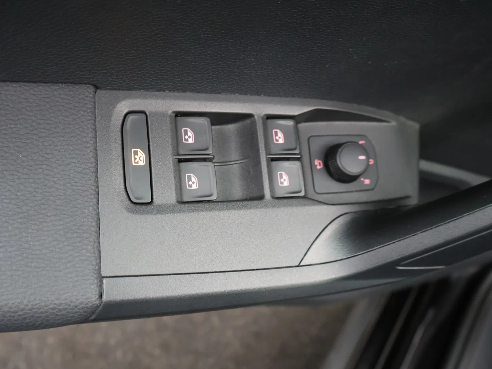 SEAT Arona Arona Style 1.0TSI 115PK AUTOMAAT*VIRTUAL COCKPIT*PDC ACHTER*ACC*APP-CONNECT*ZETELVERWAMRING*...*