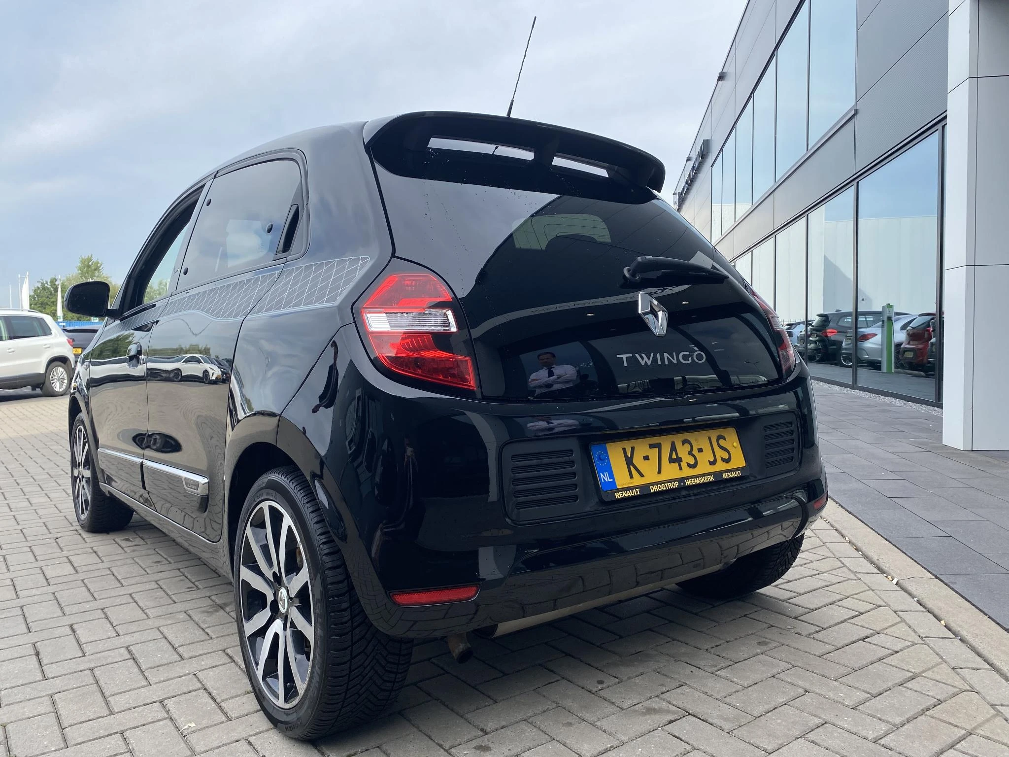 Renault-Twingo-image-2