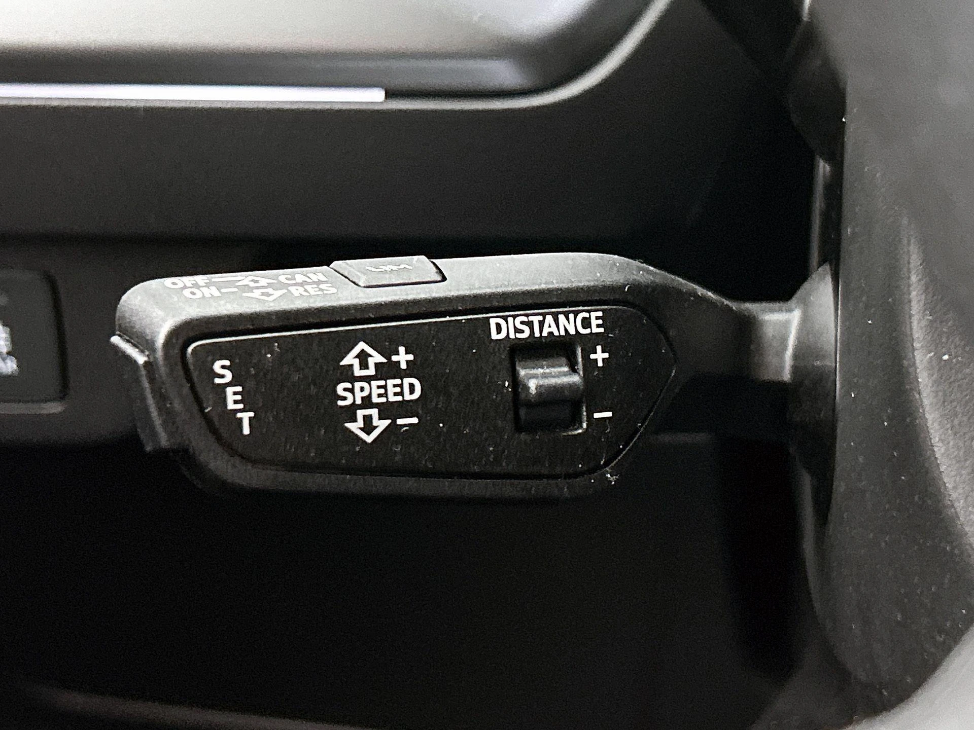 Audi-Q4 e-tron-image-28