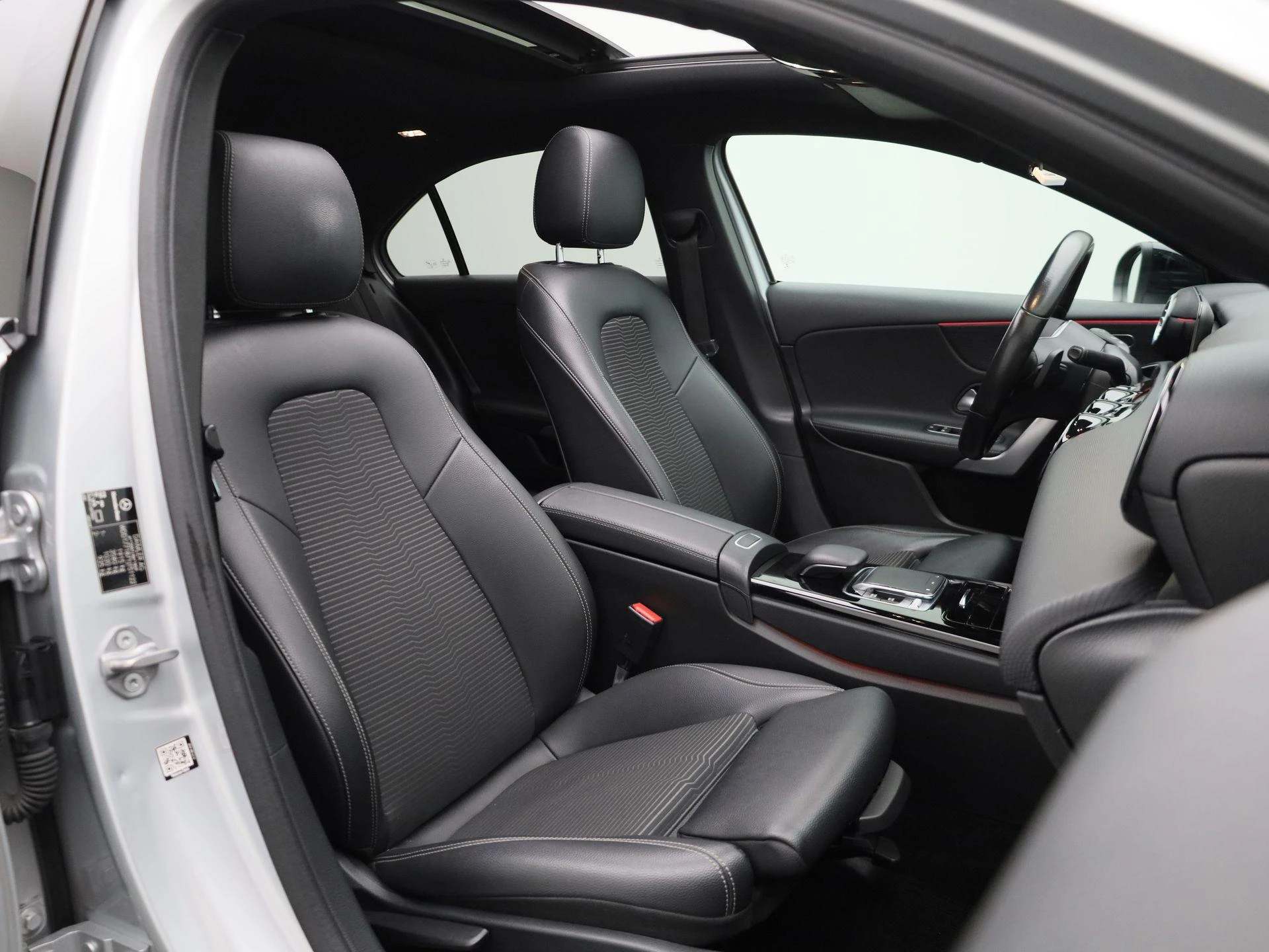 Mercedes-Benz-A-Klasse-image-36