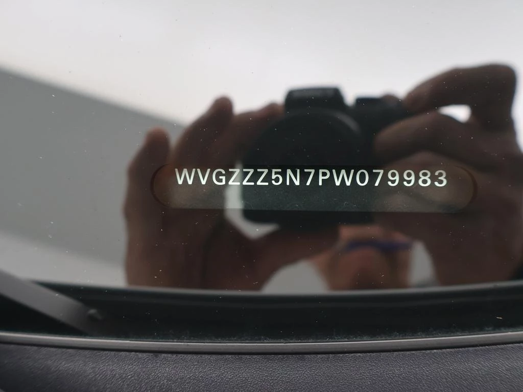 Volkswagen-Tiguan-image-9