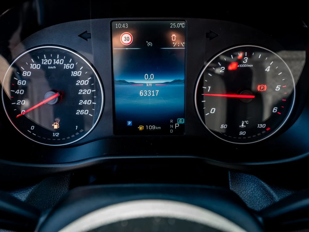 Mercedes-Benz-Vito 116-image-13