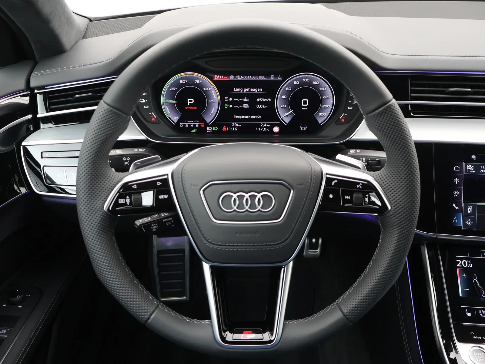 Audi-A8-image-21