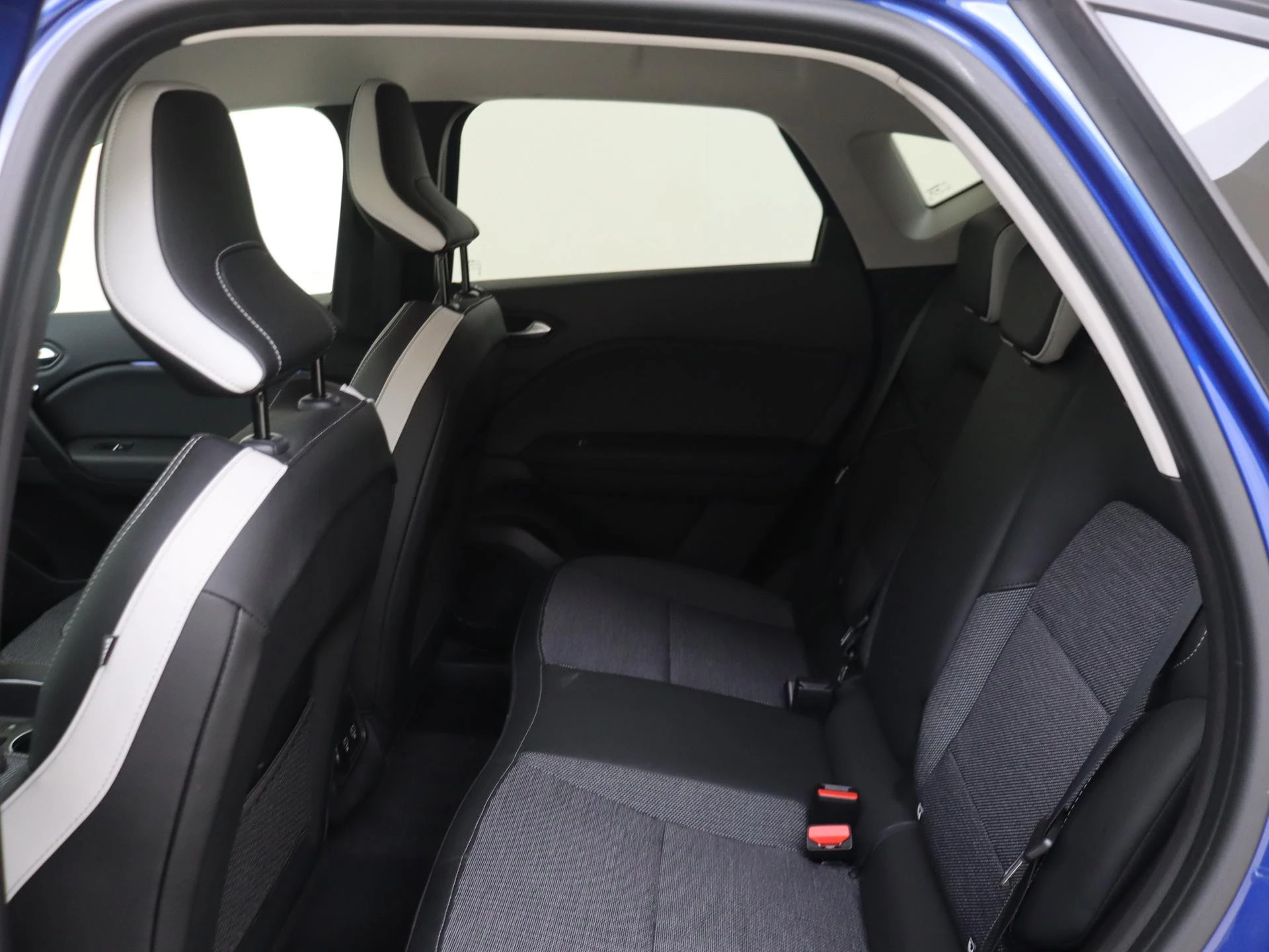 Renault-Captur-image-12